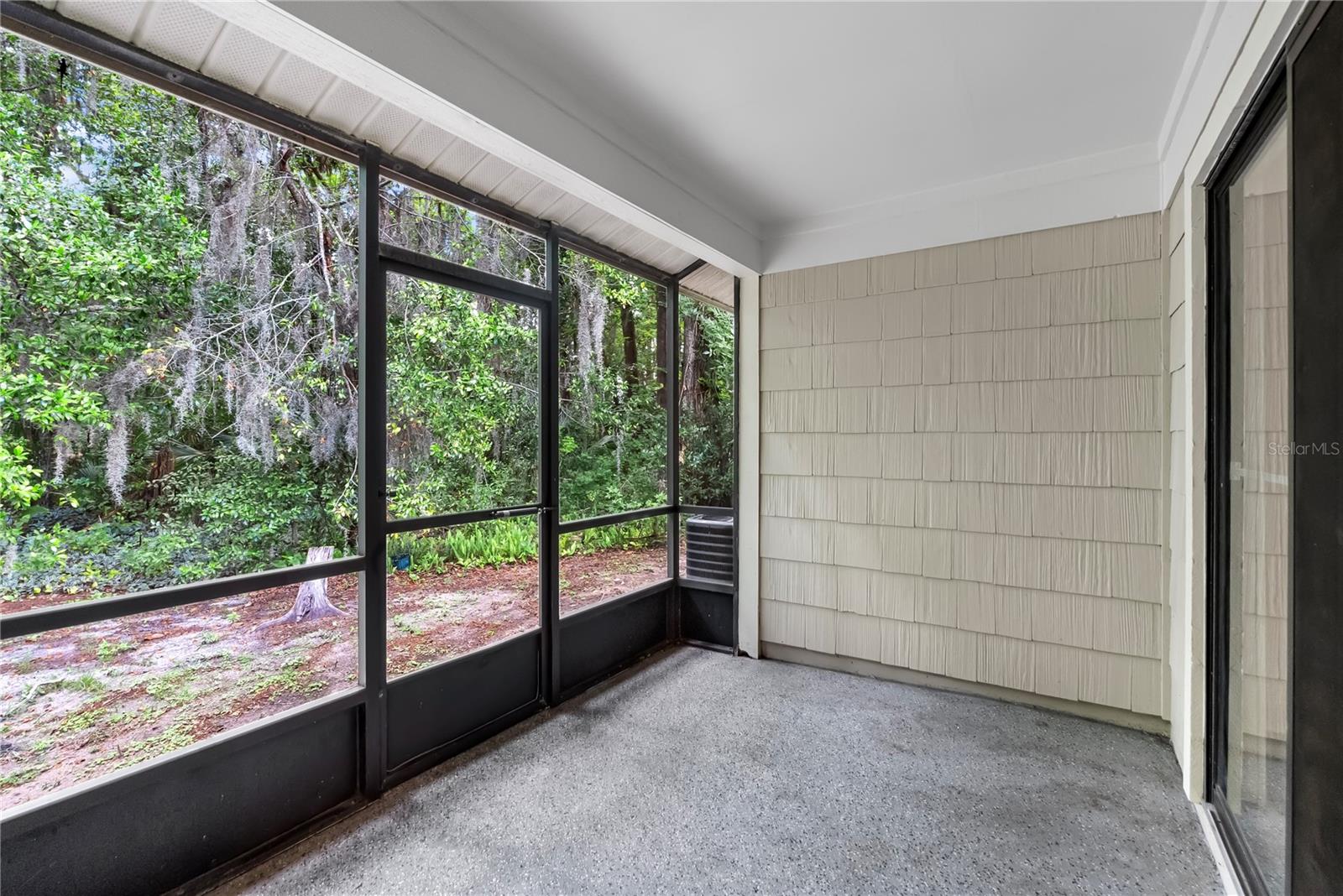 HIGHLANDS GLEN - Residential