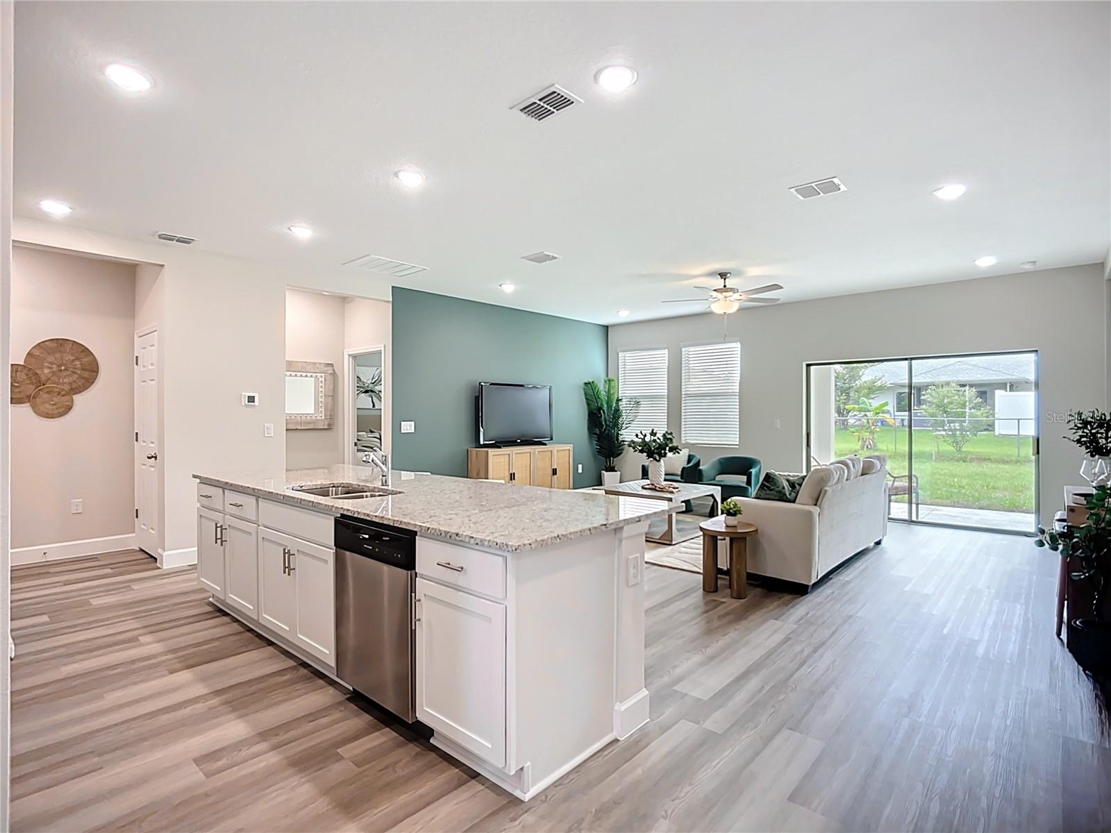 1528 - PORT CHARLOTTE SUB 10 - Residential