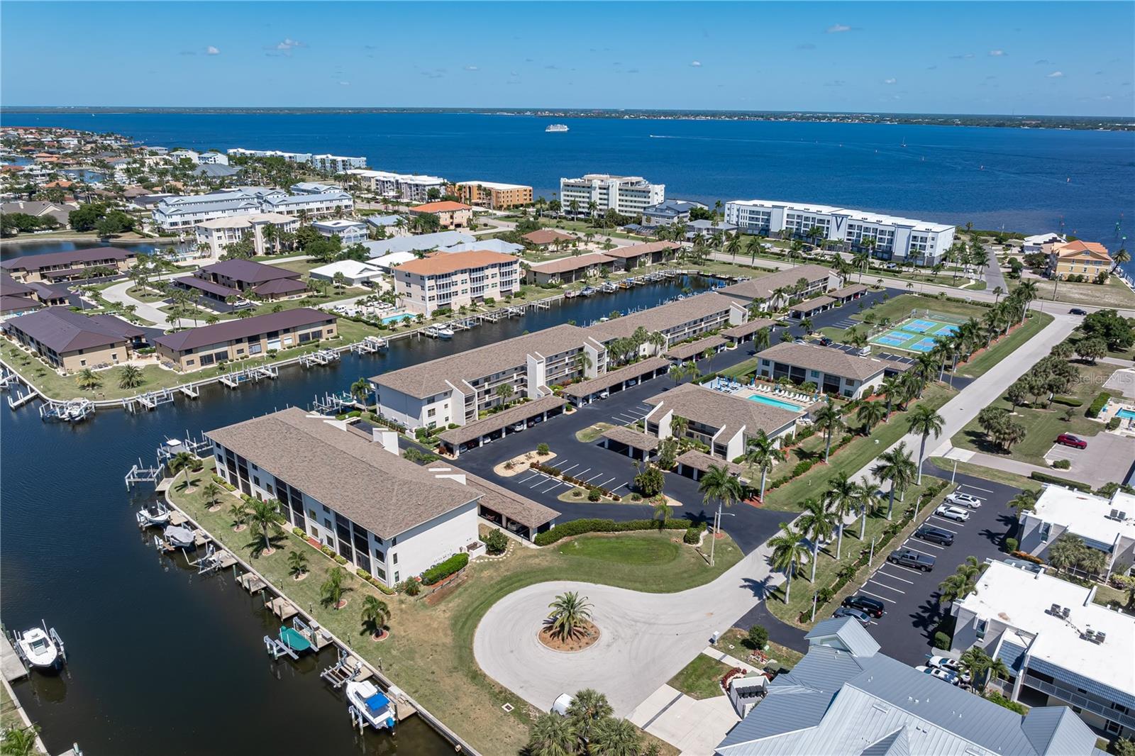 BRIDGE POINT 01 - Residential