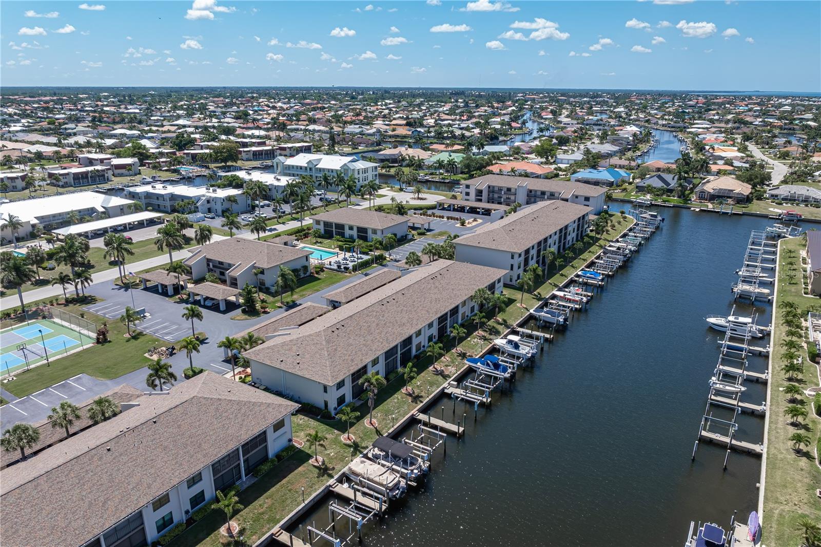 BRIDGE POINT 01 - Residential