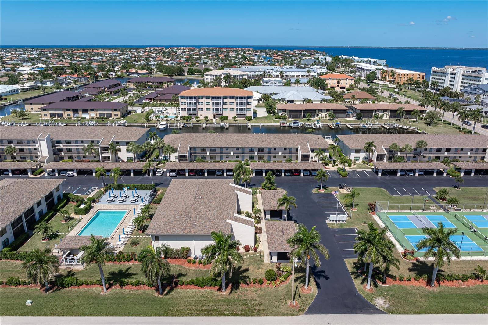BRIDGE POINT 01 - Residential