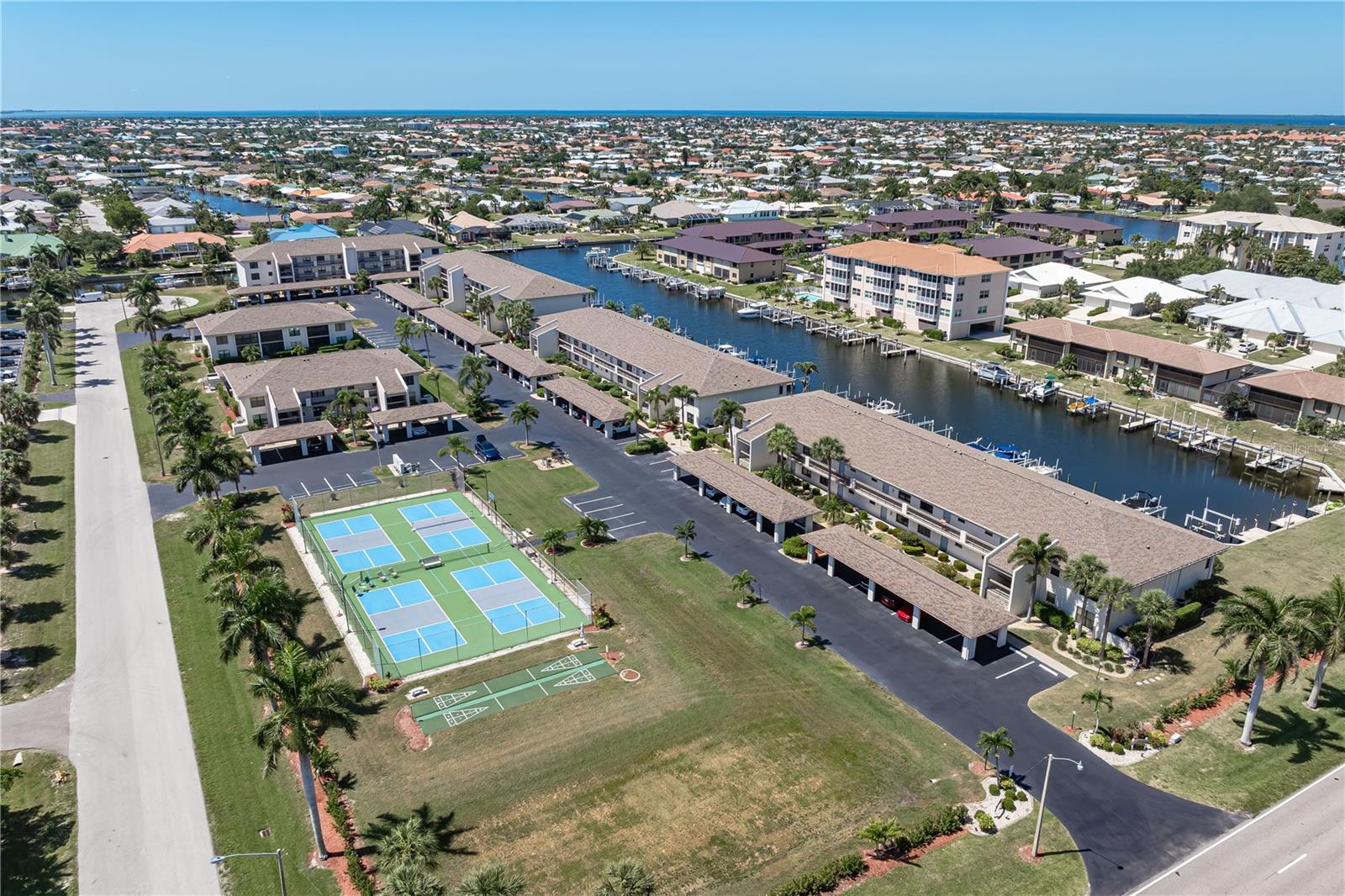 BRIDGE POINT 01 - Residential