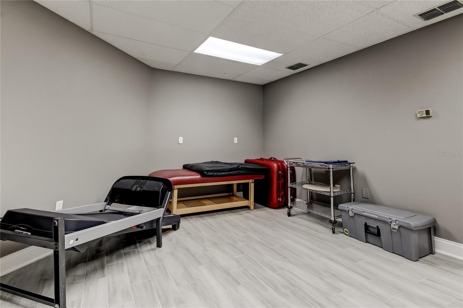 THE BRANDON PROFESSIONAL BUILDING A CONDOMINIUM - Commercial Lease