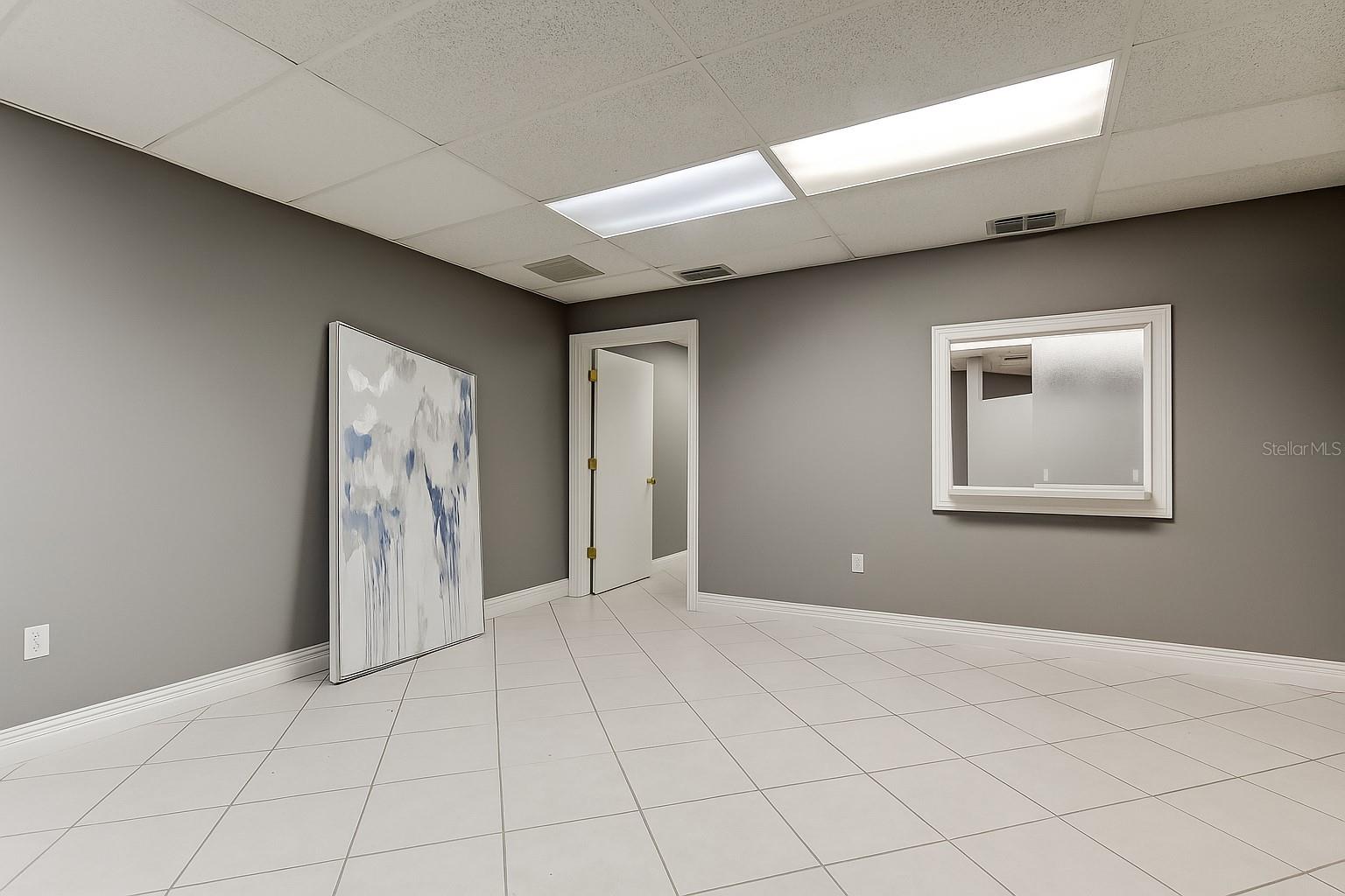 THE BRANDON PROFESSIONAL BUILDING A CONDOMINIUM - Commercial Lease