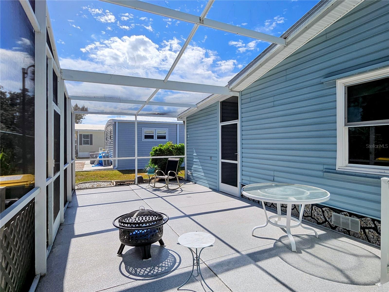 OAKWOOD MANOR - Residential