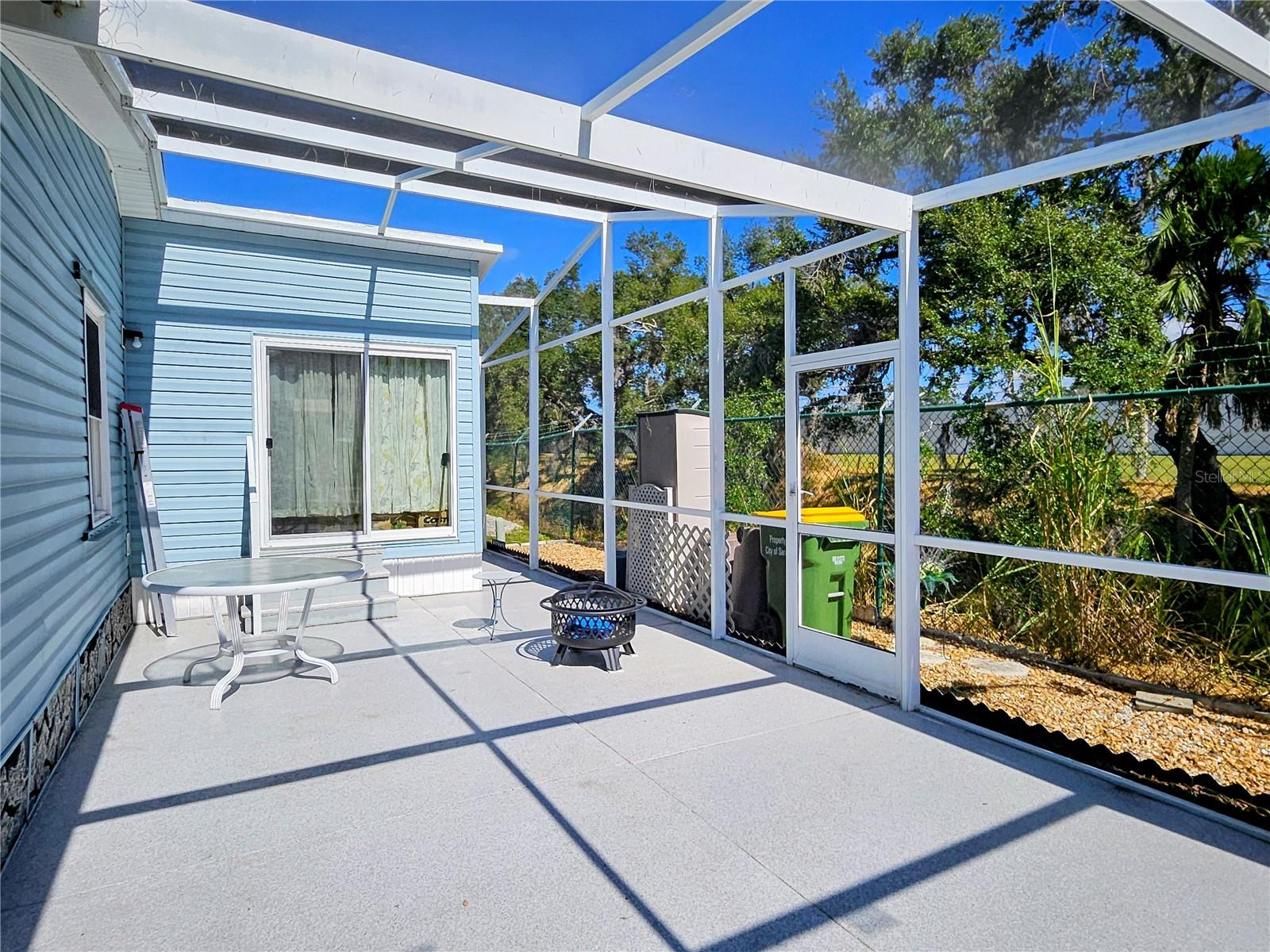 OAKWOOD MANOR - Residential