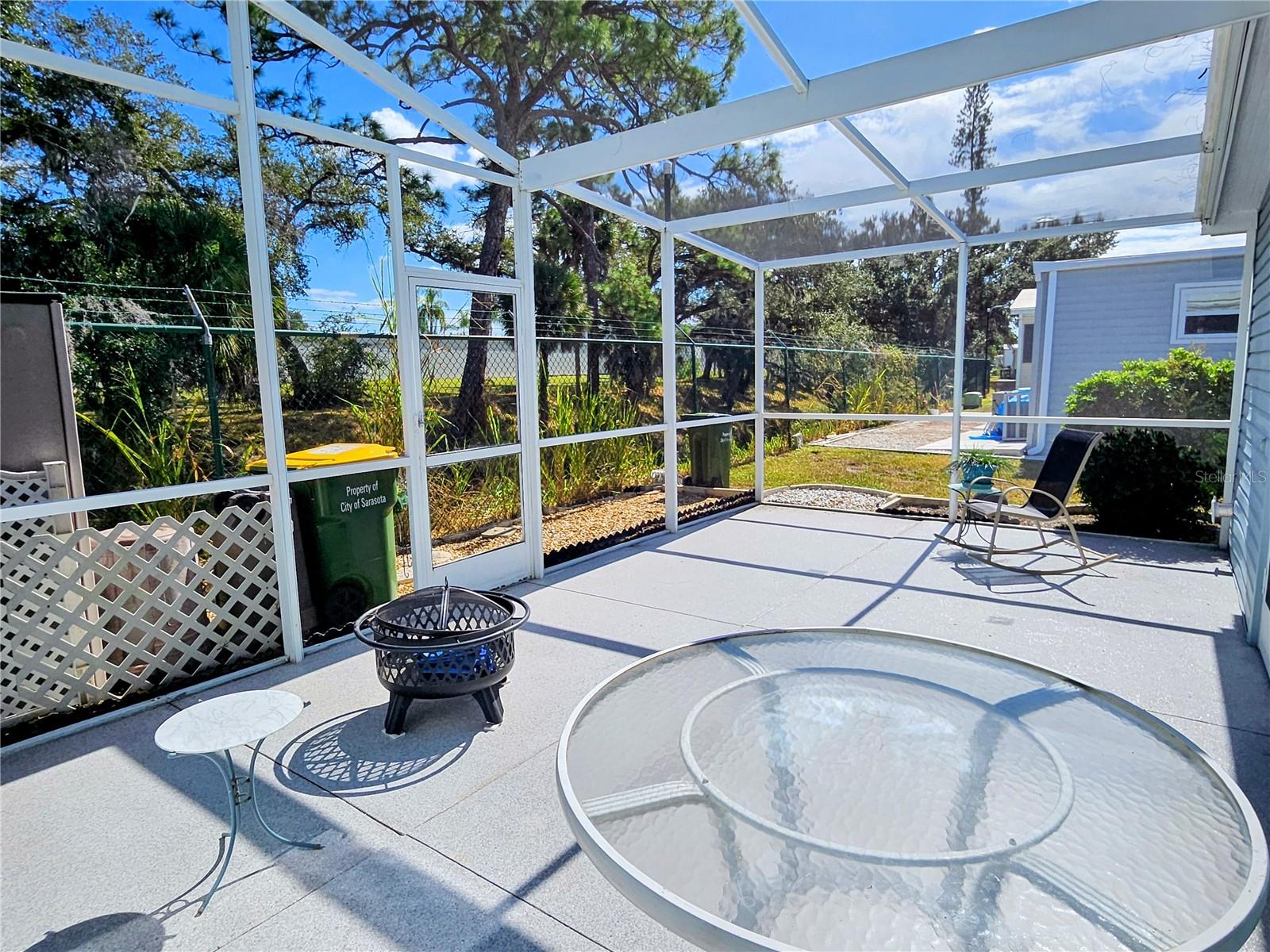 OAKWOOD MANOR - Residential