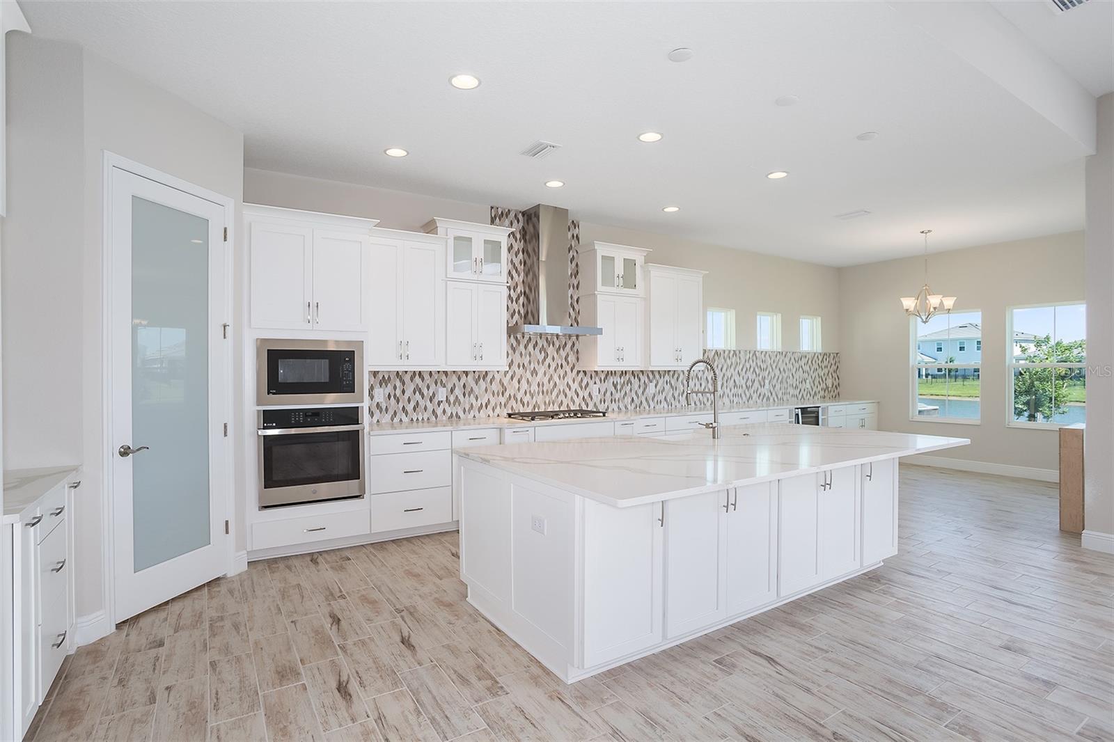 17721 ROOST PLACE