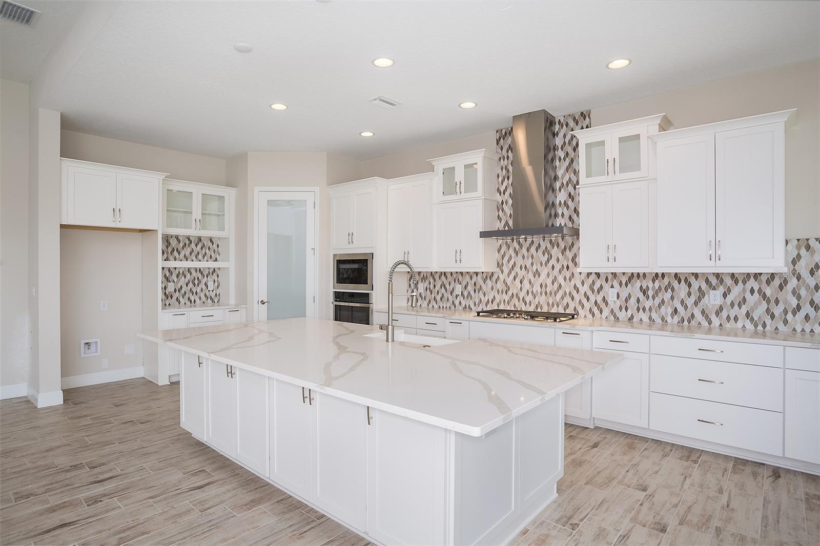 17721 ROOST PLACE