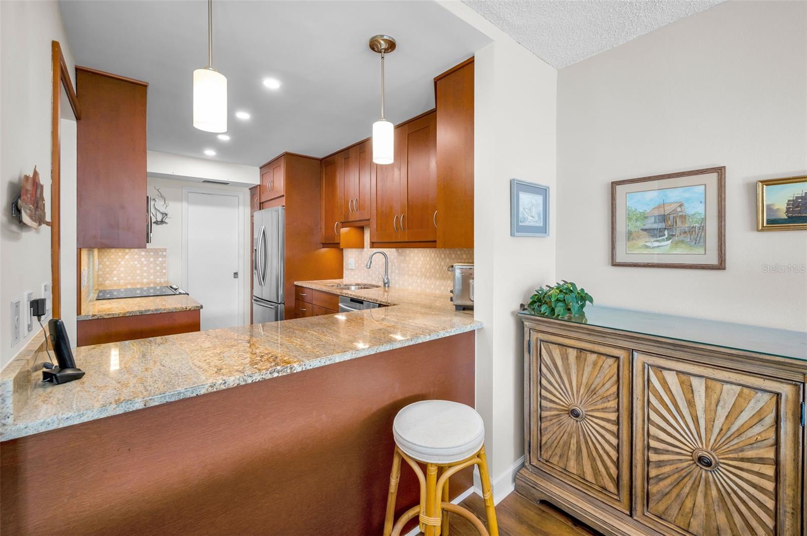 EDGEWATER ARMS 3RD CONDO - Residential