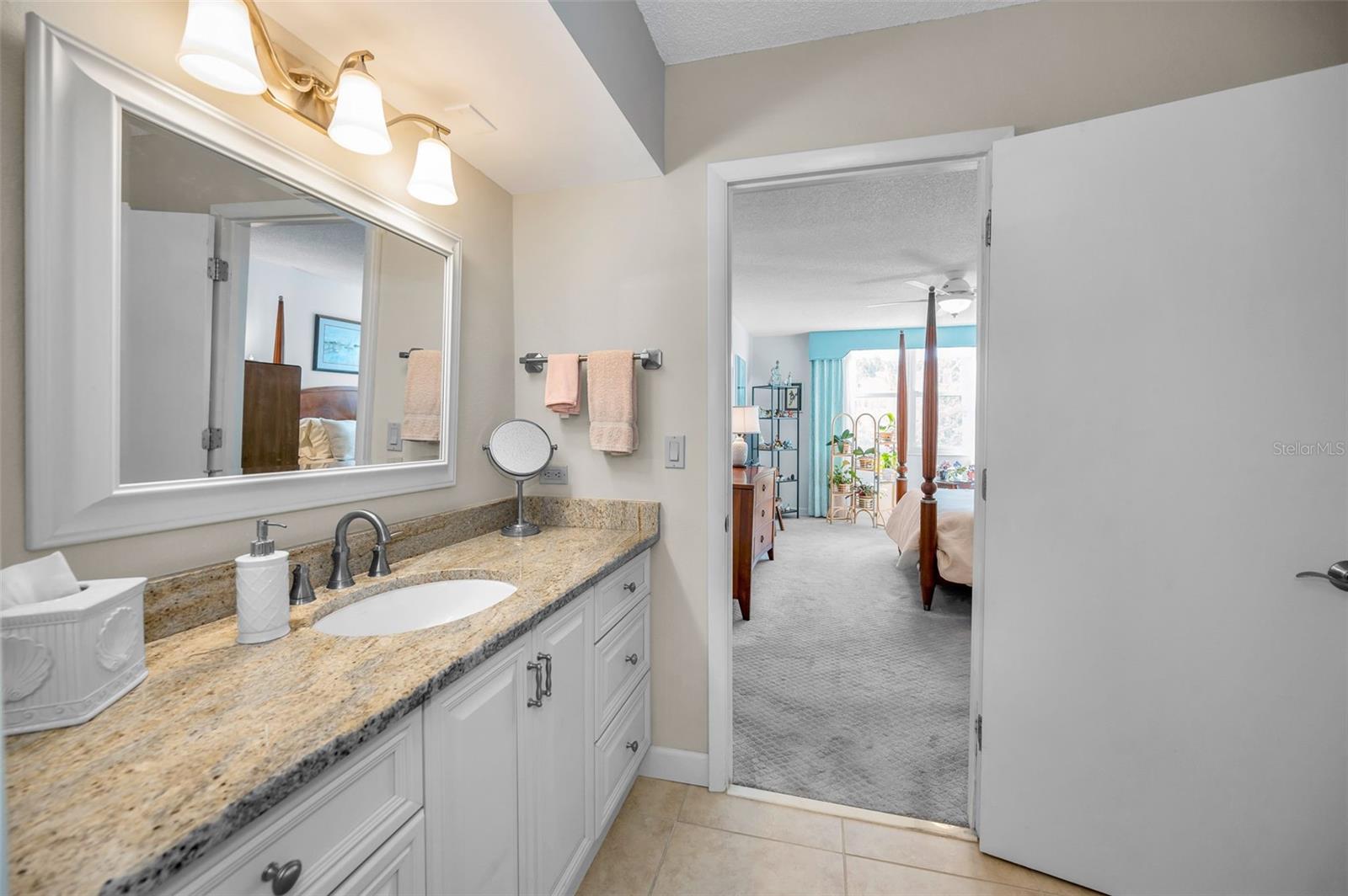 EDGEWATER ARMS 3RD CONDO - Residential