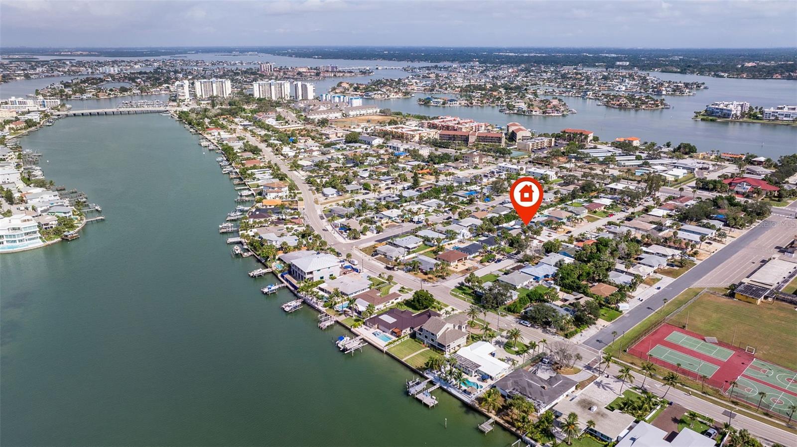 ST PETERSBURG BEACH NORTH UNIT 6 - Residential