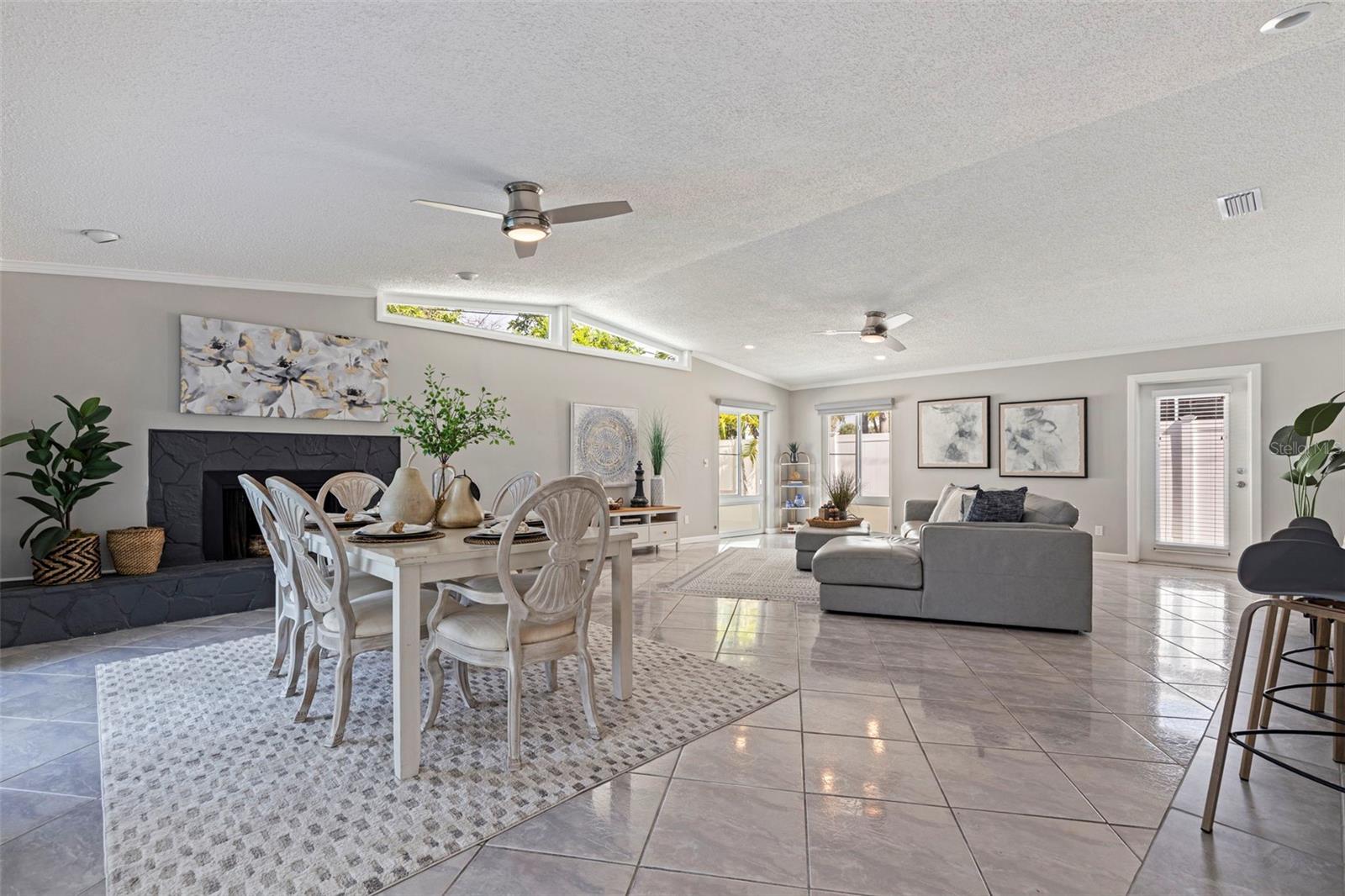 ST PETERSBURG BEACH NORTH UNIT 6 - Residential