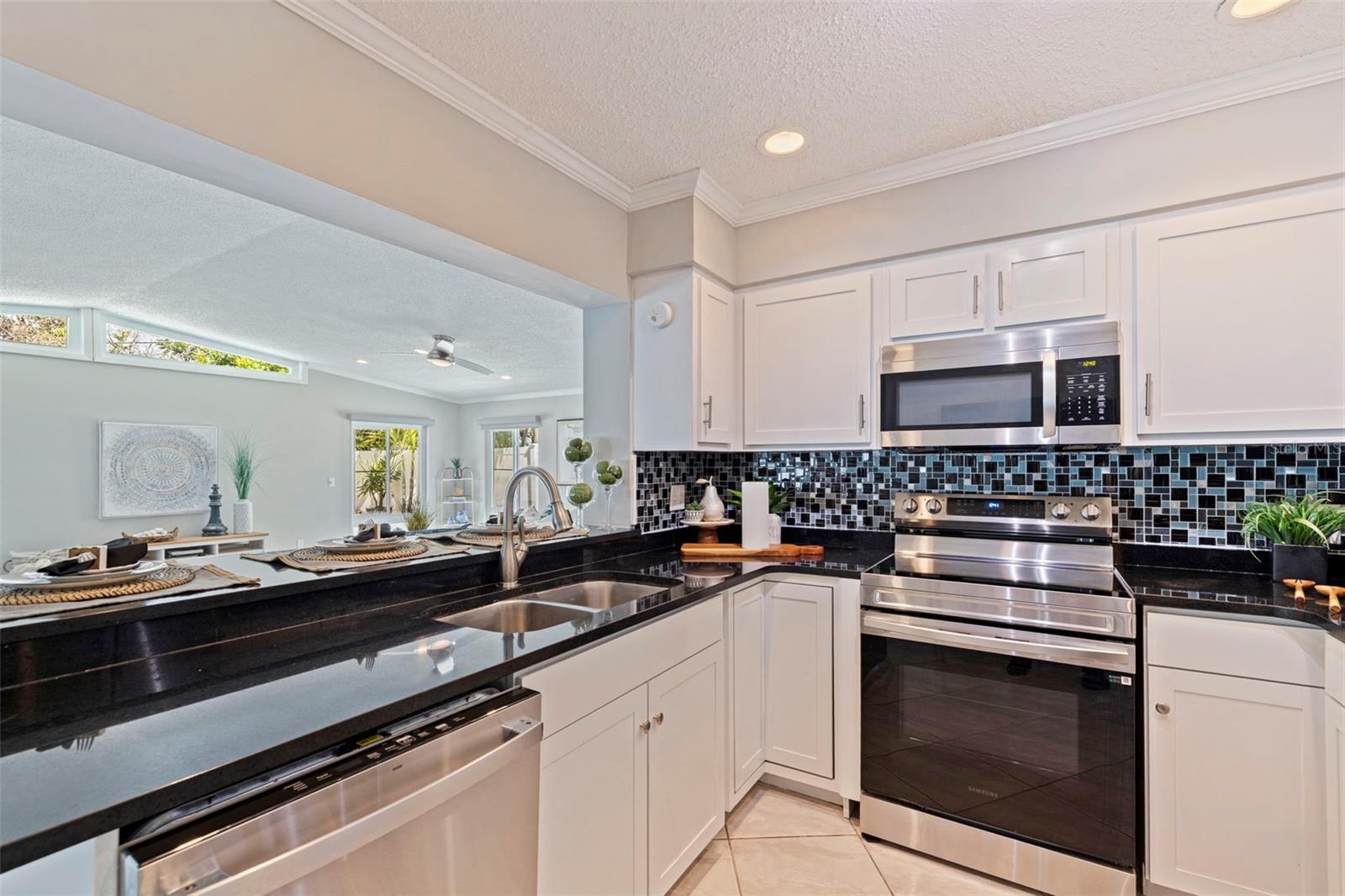 ST PETERSBURG BEACH NORTH UNIT 6 - Residential