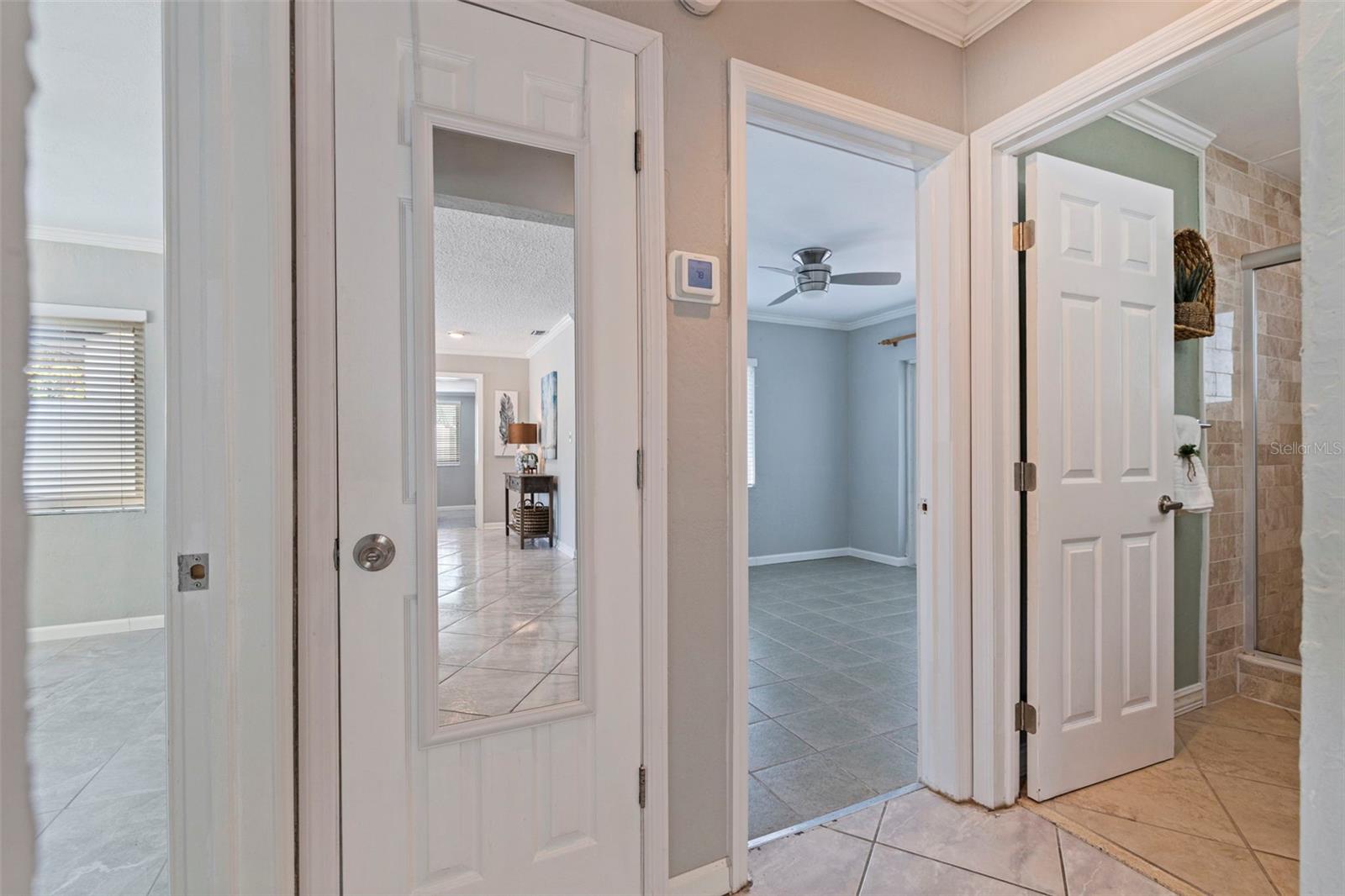 ST PETERSBURG BEACH NORTH UNIT 6 - Residential