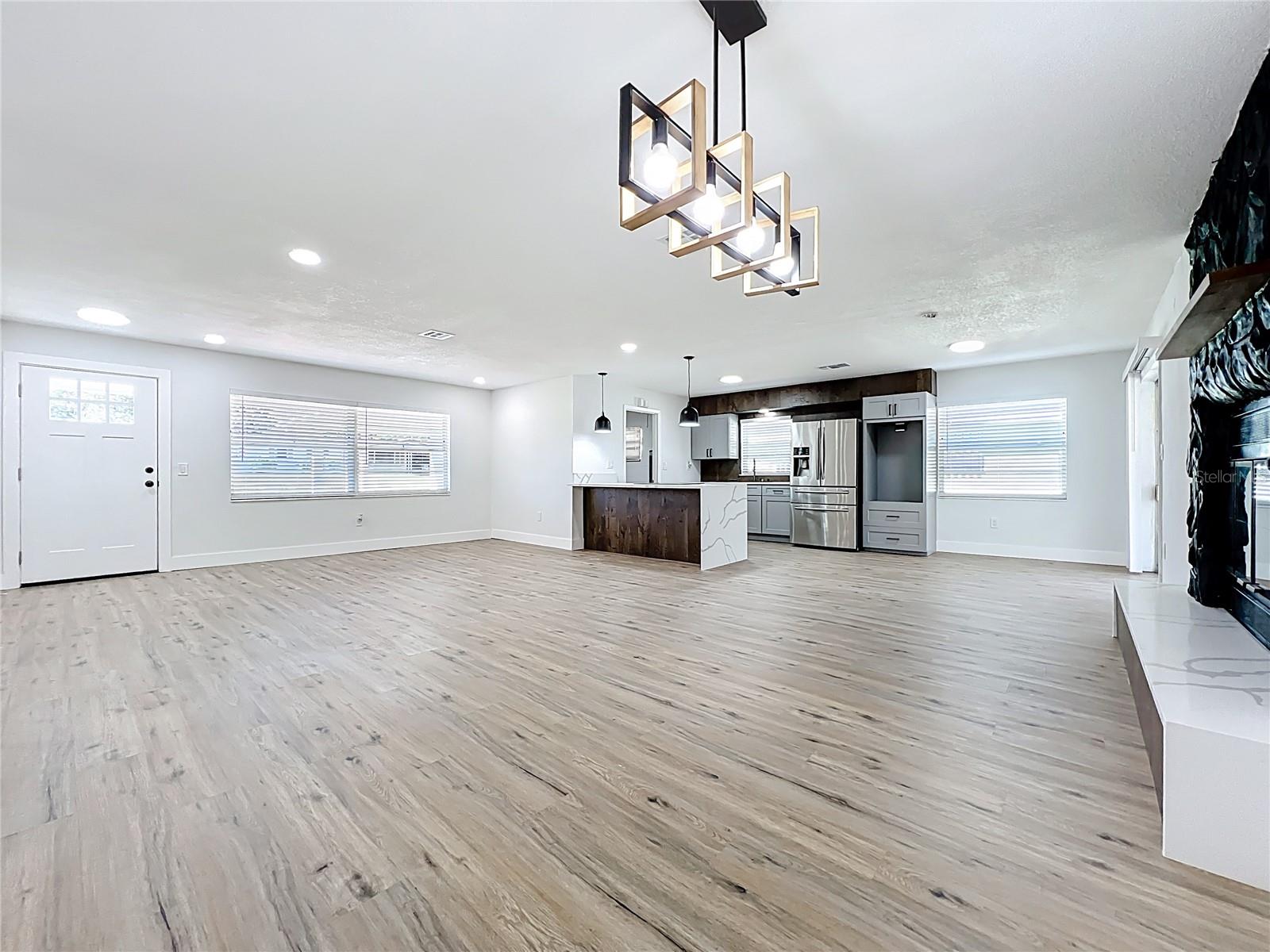 FOREST HILLS ESTATES - Residential