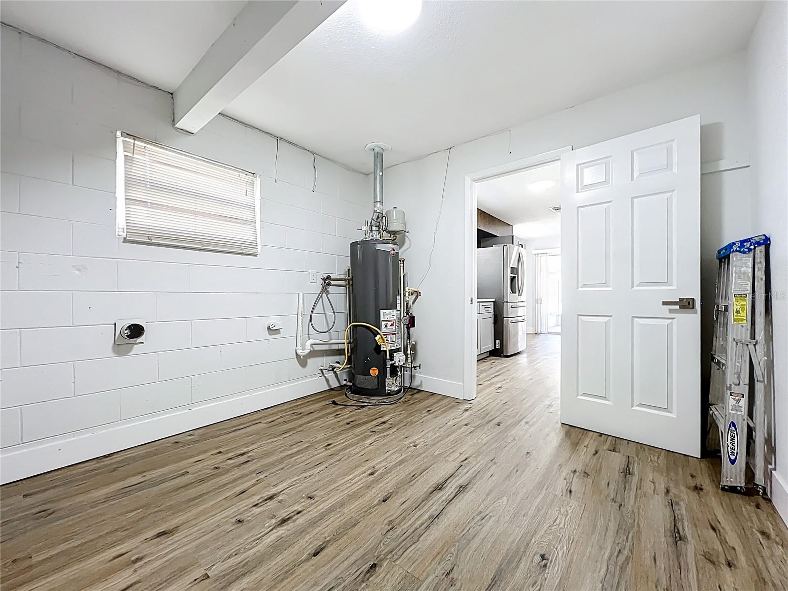 FOREST HILLS ESTATES - Residential