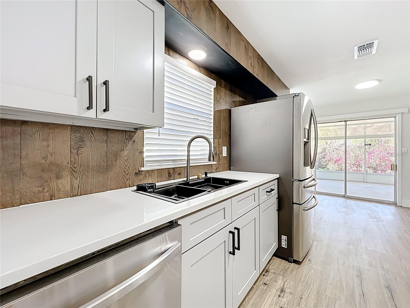 FOREST HILLS ESTATES - Residential