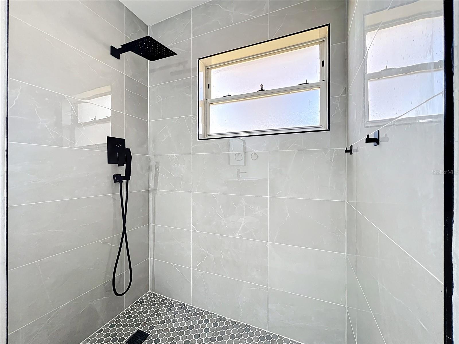 FOREST HILLS ESTATES - Residential