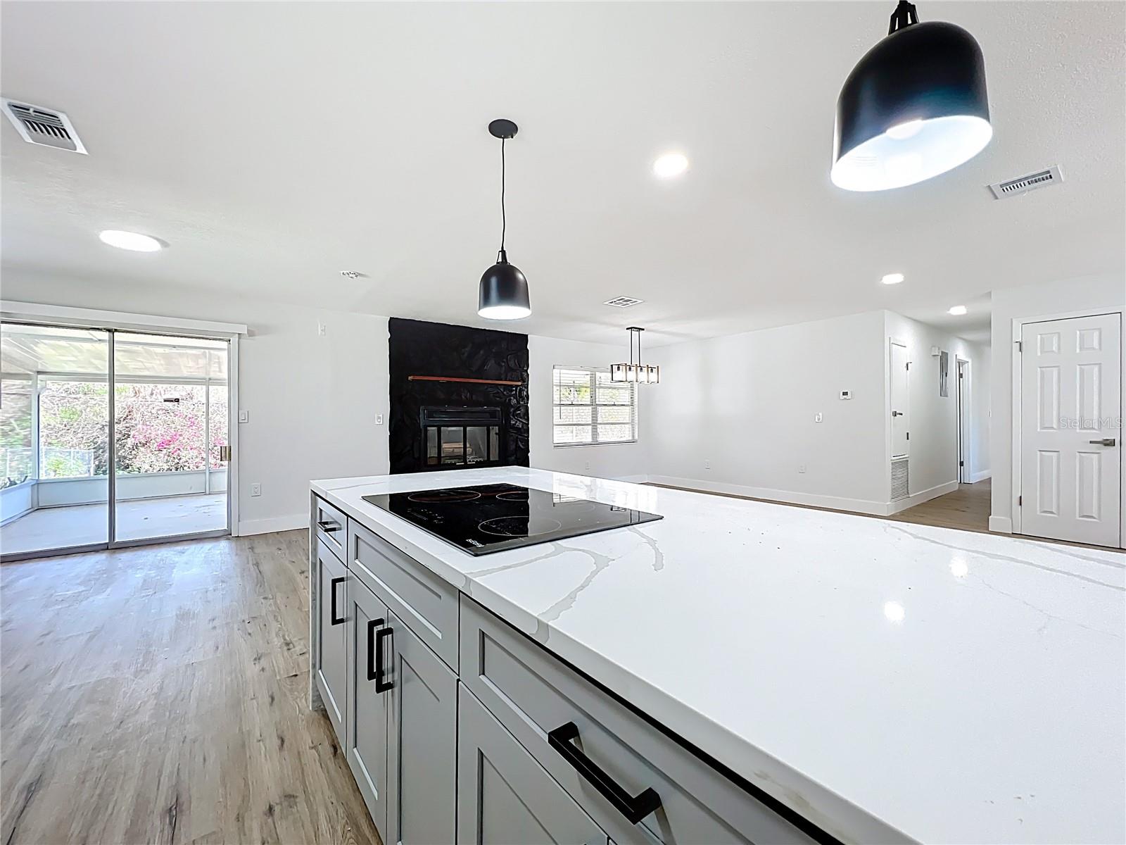 FOREST HILLS ESTATES - Residential