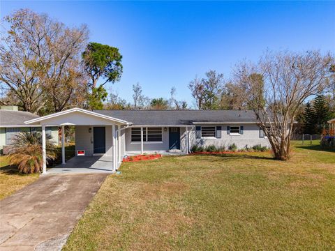 Photo of 615 Hillcrest Avenue, Titusville, FL 32796 (MLS # O6383828)