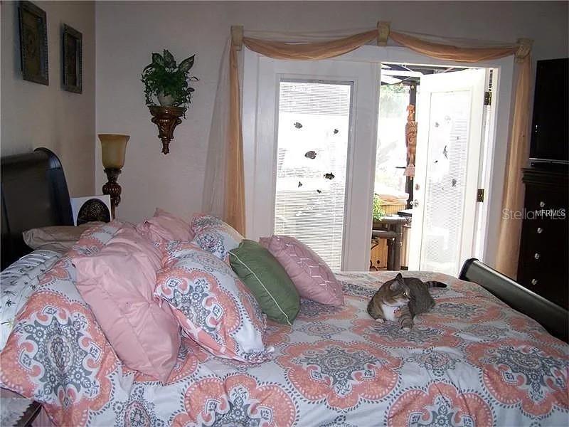 2011 PLAINFIELD DRIVE