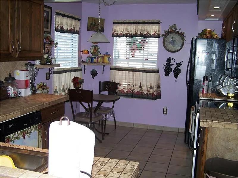 2011 PLAINFIELD DRIVE