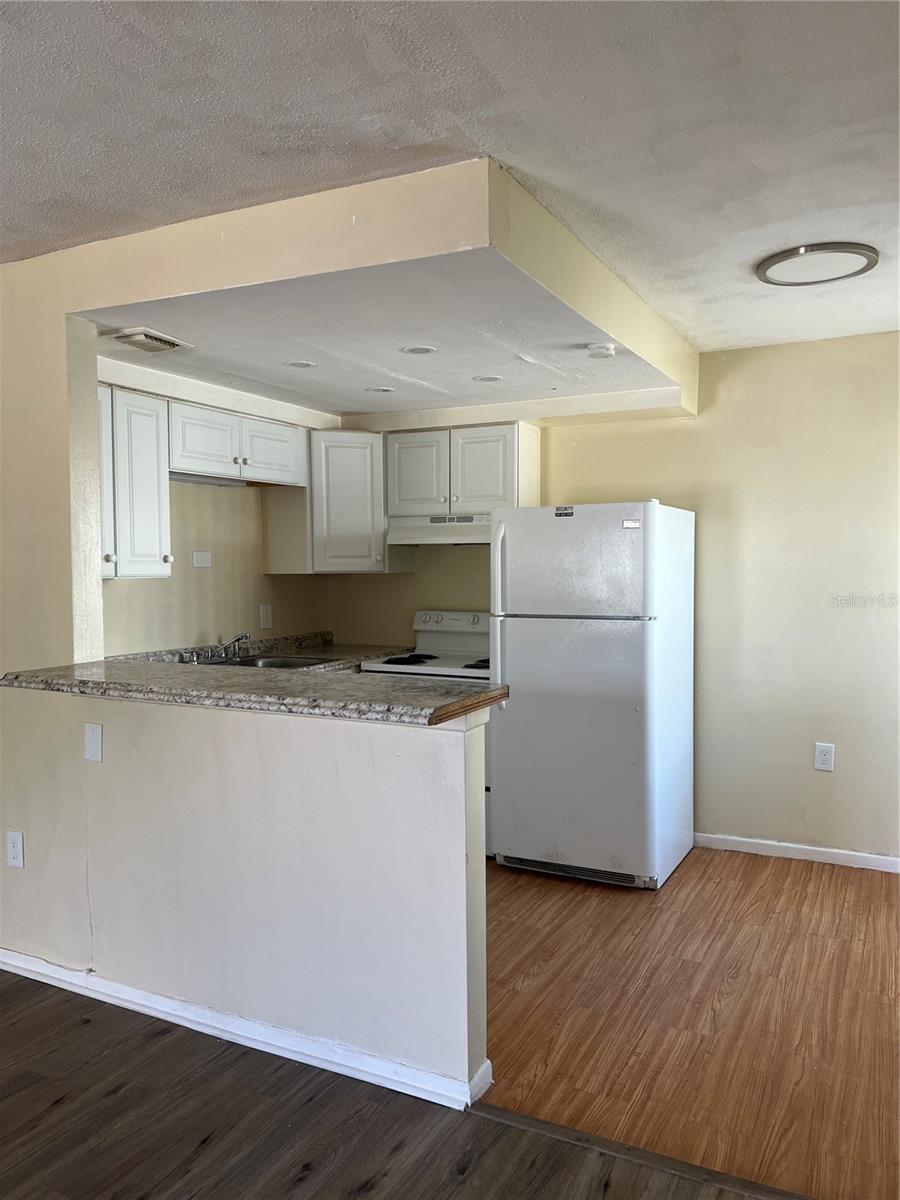 CRESTVIEW ACRES - Residential