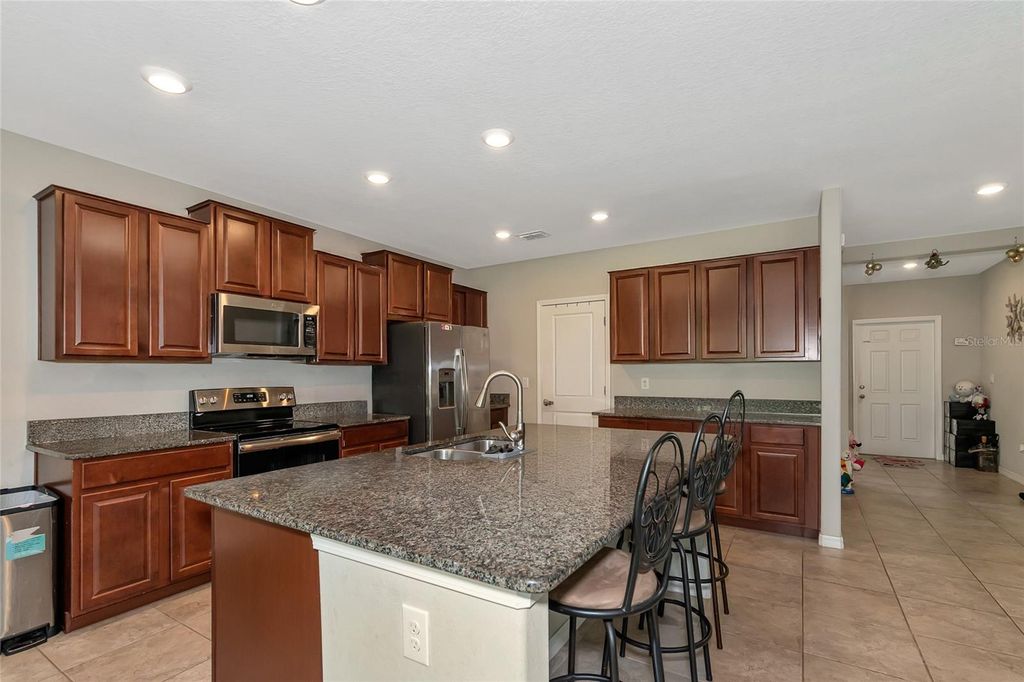 Photo of 7404 Mill Hopper Court, Palmetto, FL 34221 (MLS # A4633106)