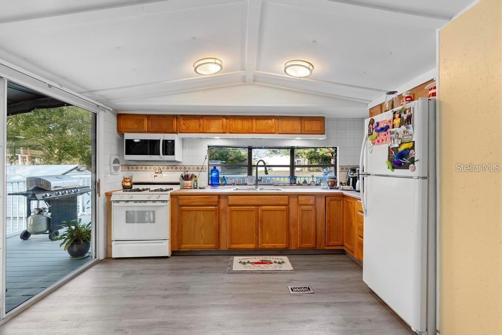 ALMA HEIGHTS - Residential