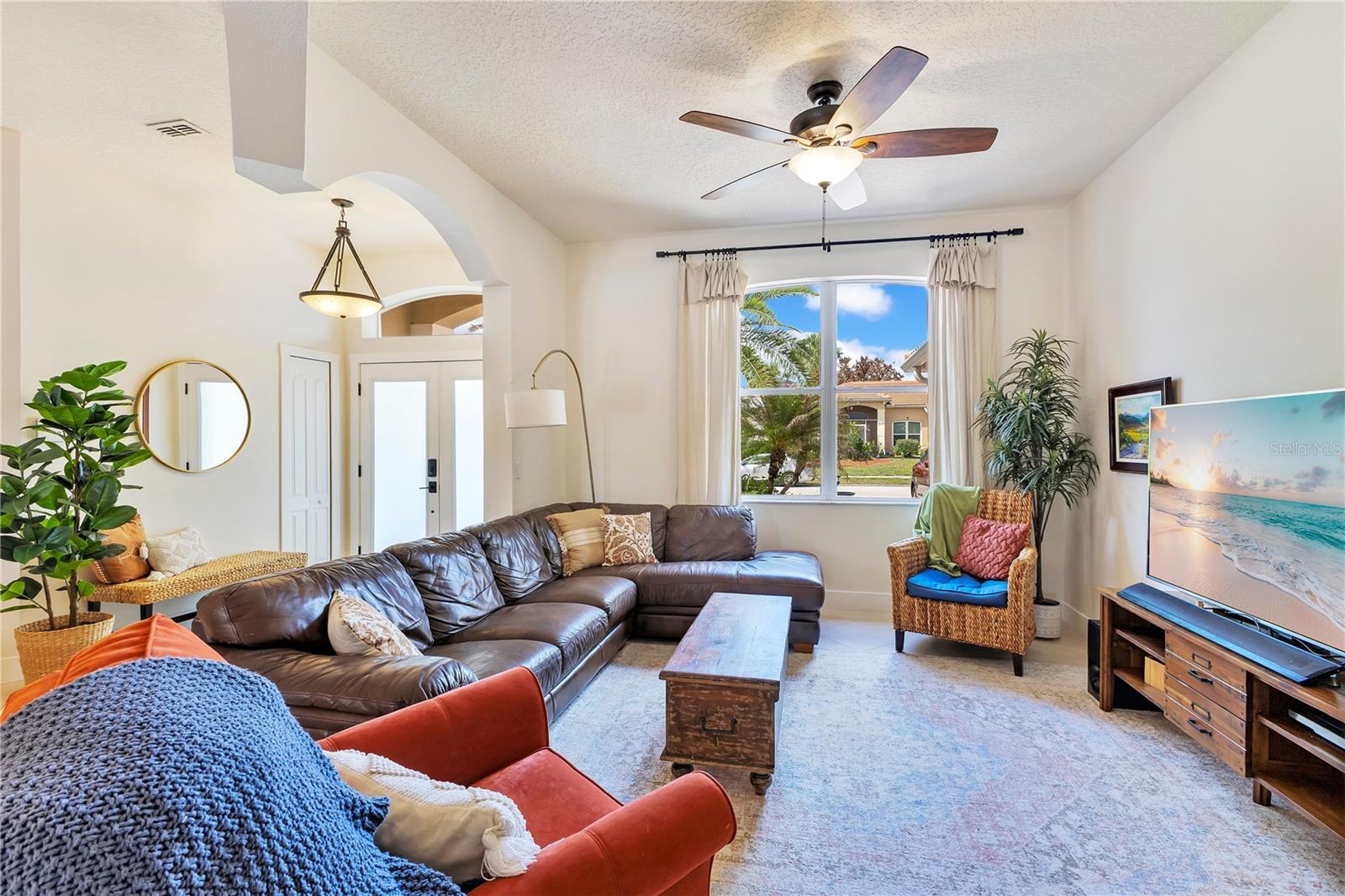 3129 RIACHUELO LANE