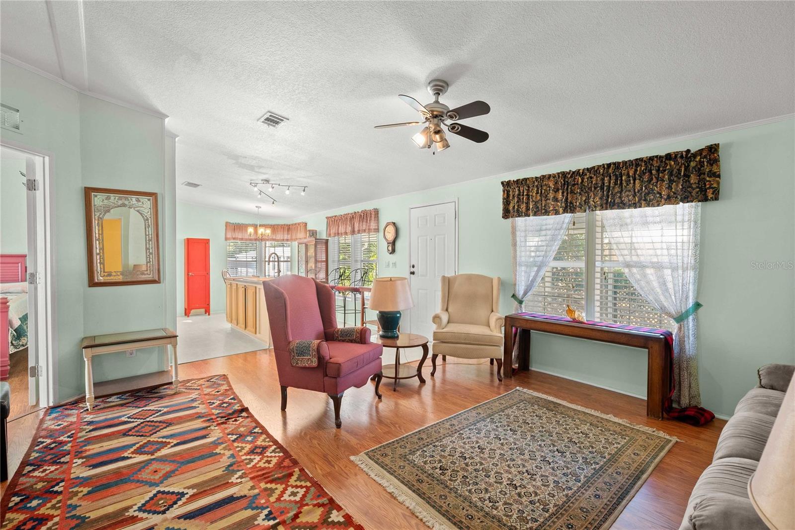 BETMAR ACRES - Residential