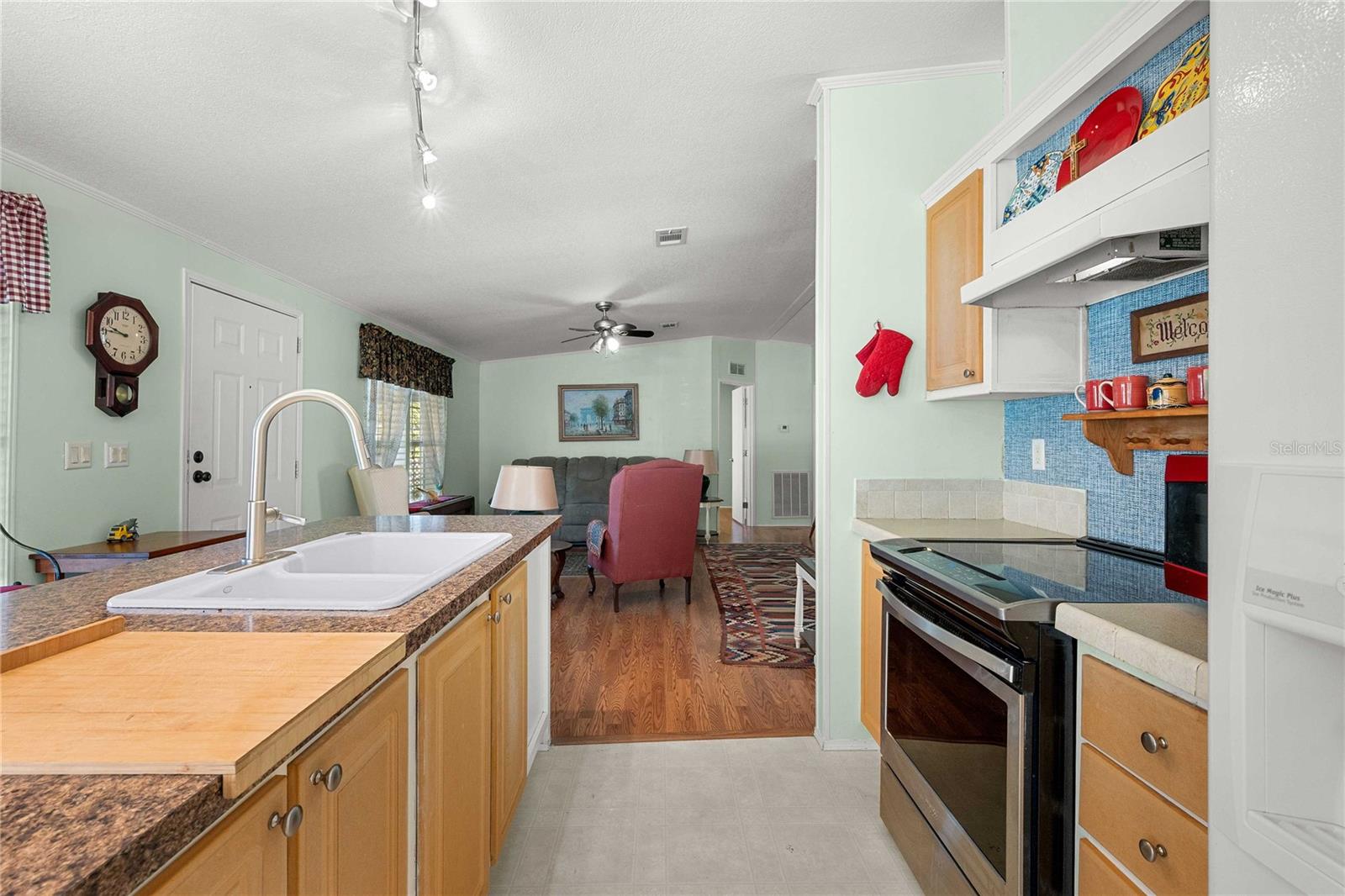 BETMAR ACRES - Residential