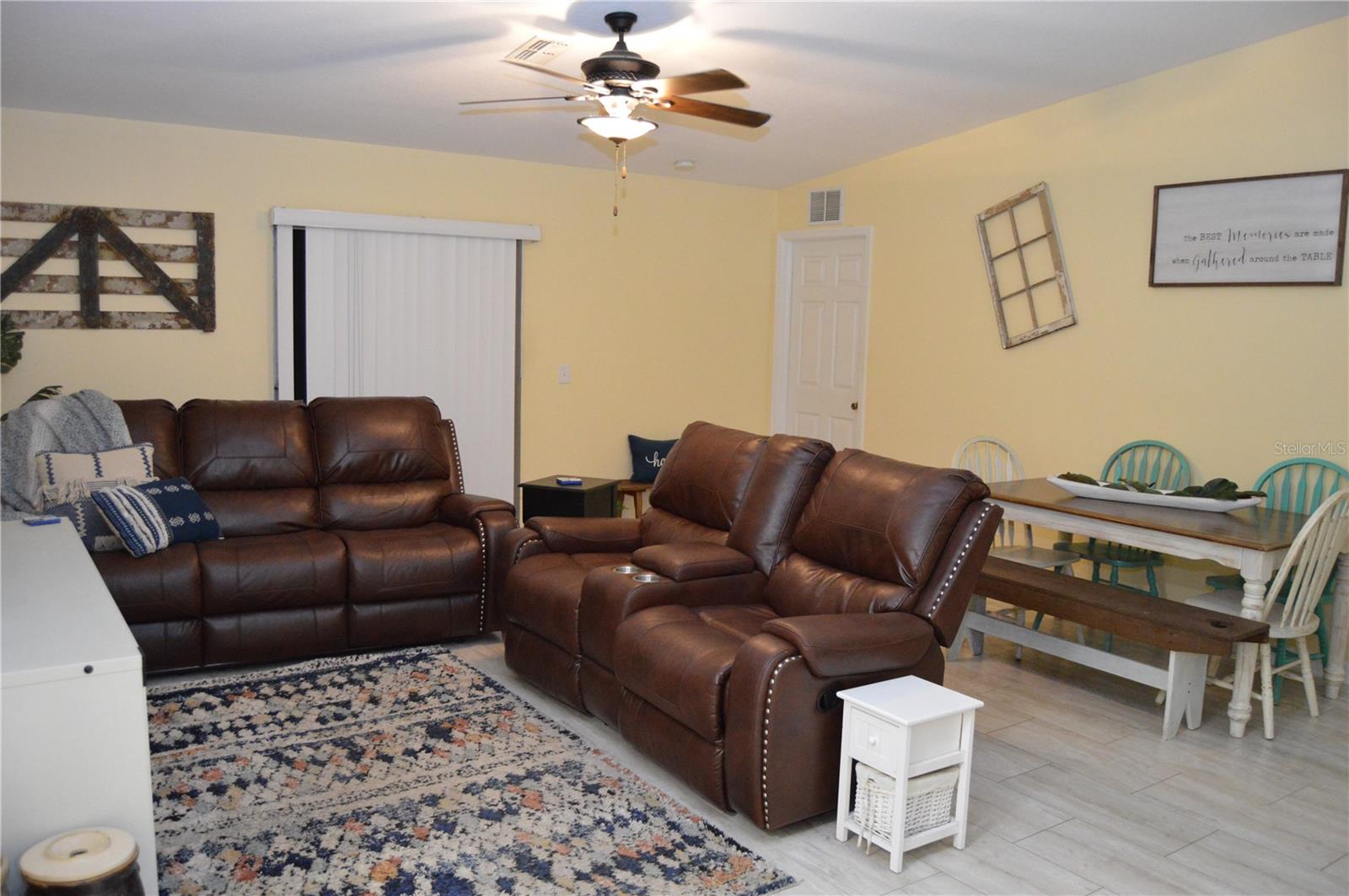 CITRUS SPGS UNIT 07 - Residential