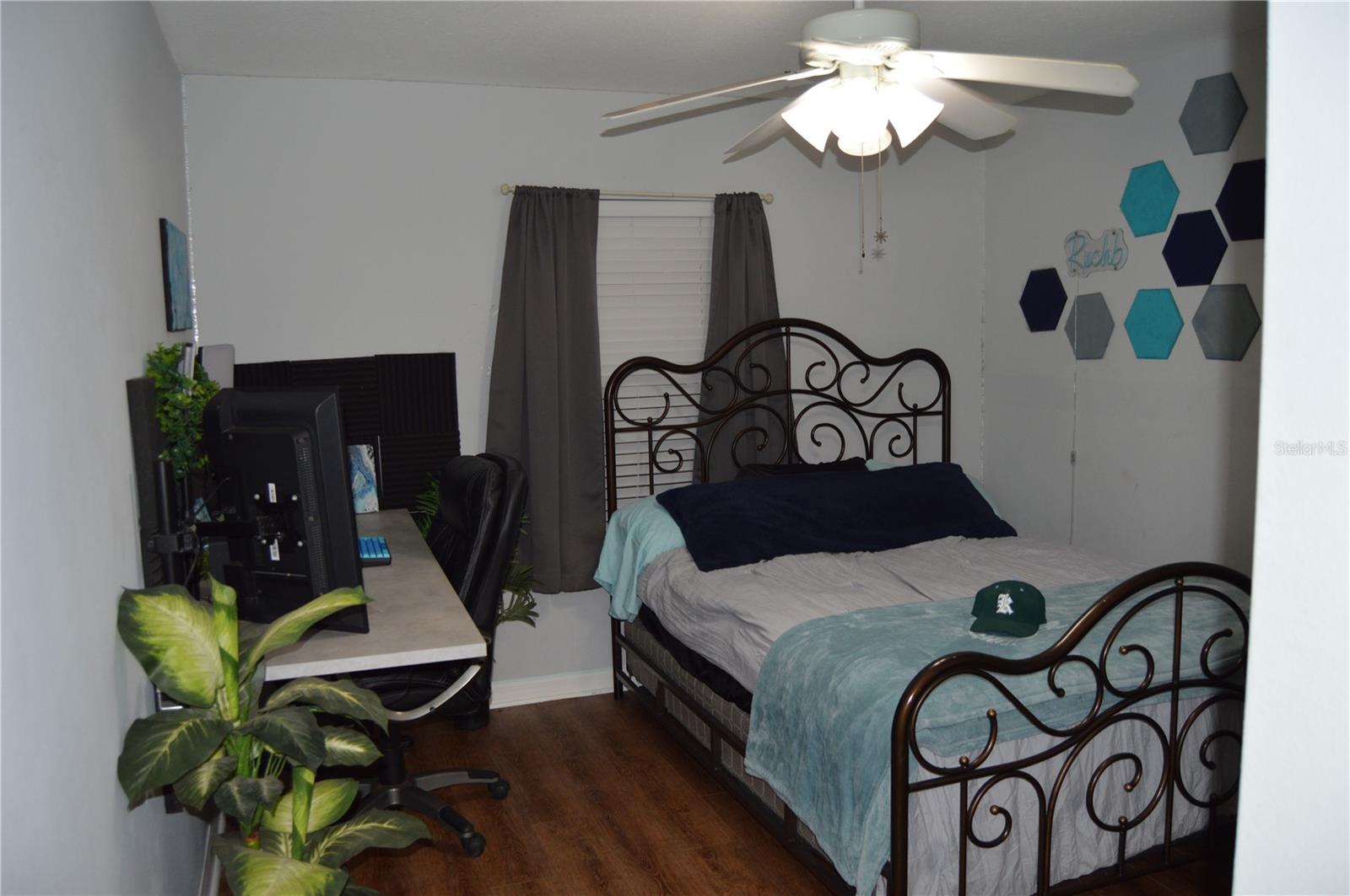 CITRUS SPGS UNIT 07 - Residential