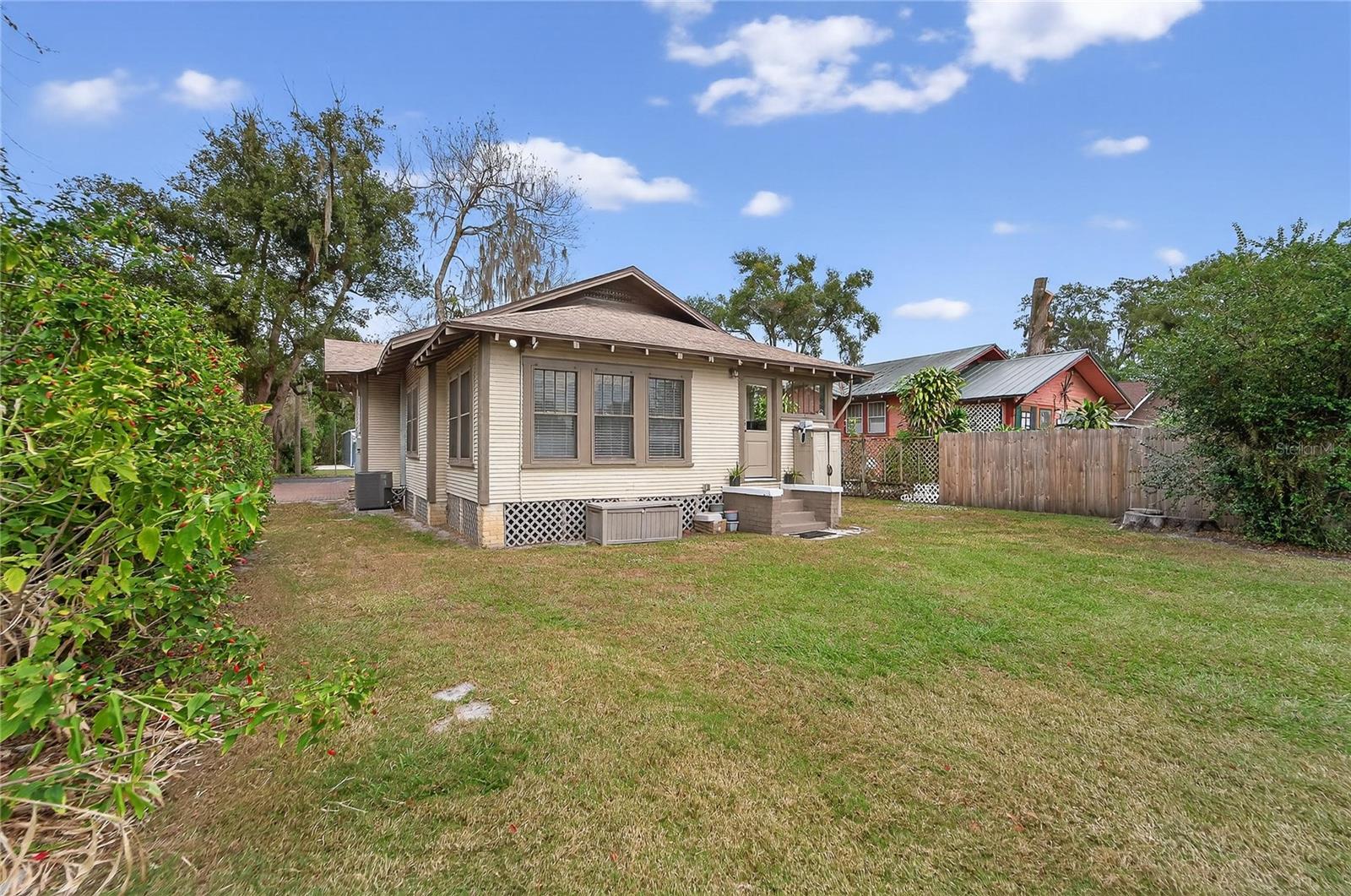 PLANT CITY HEIGHTS - Residential