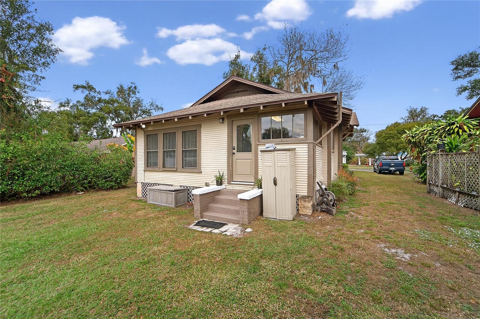 PLANT CITY HEIGHTS - Residential