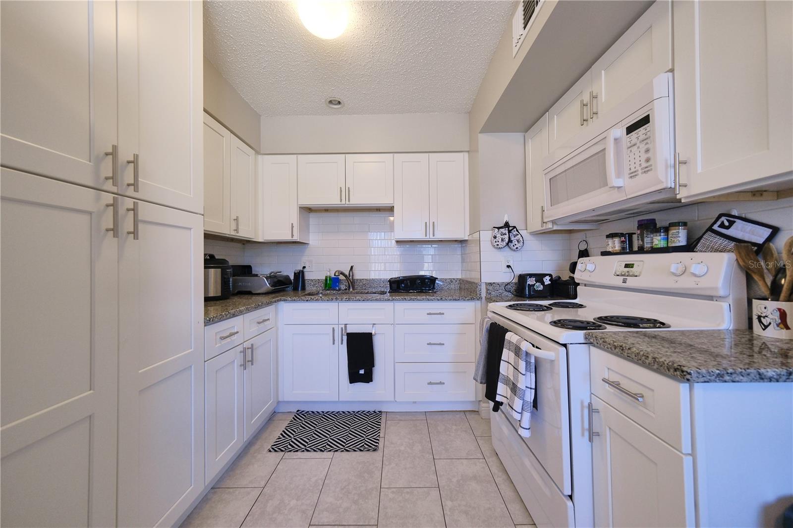 PORT CHARLOTTE SUB 03 - Residential Income