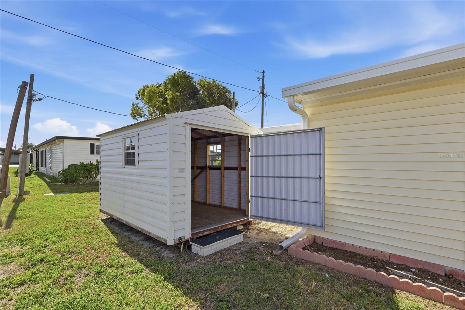 BETMAR ACRES - Residential