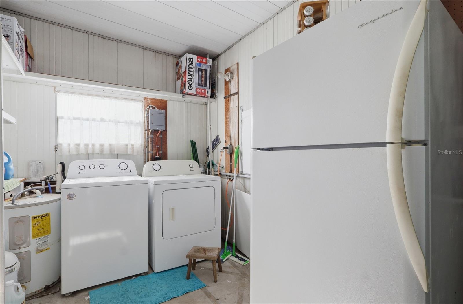 BETMAR ACRES - Residential