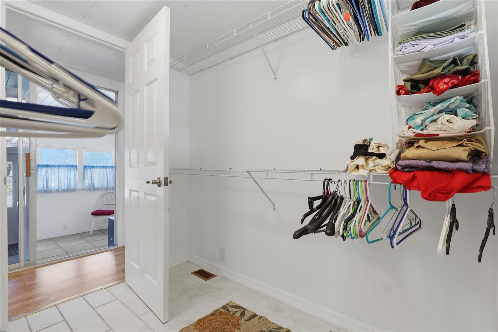 BETMAR ACRES - Residential