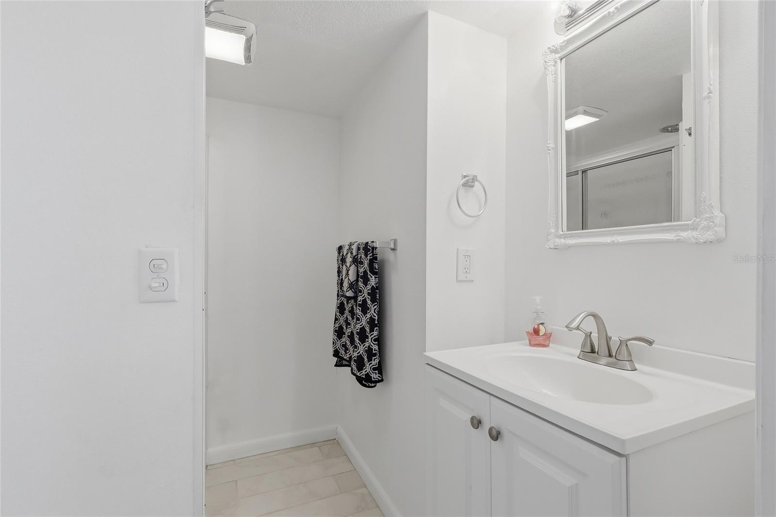 BETMAR ACRES - Residential