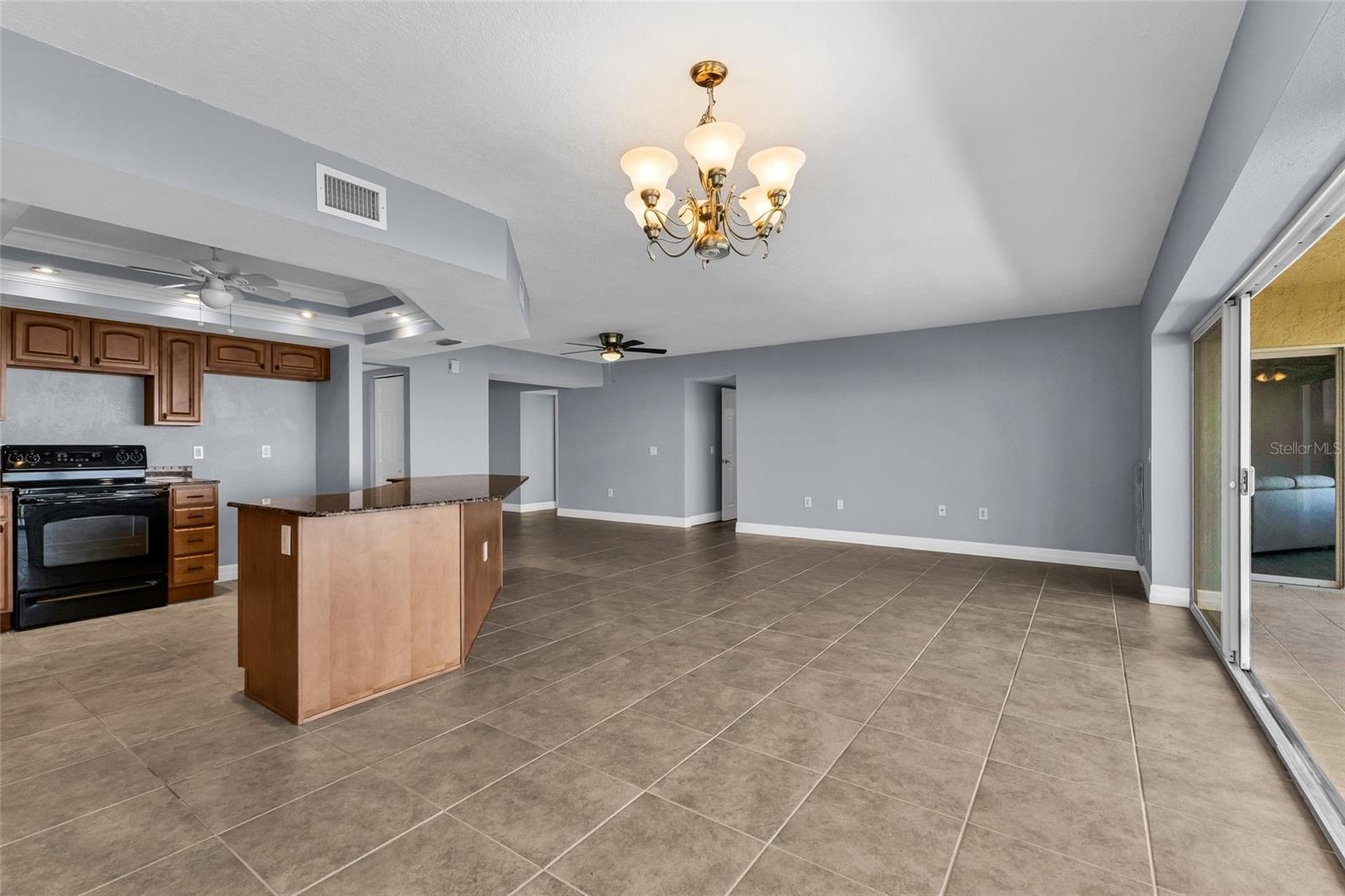 101 N MARION COURT 213