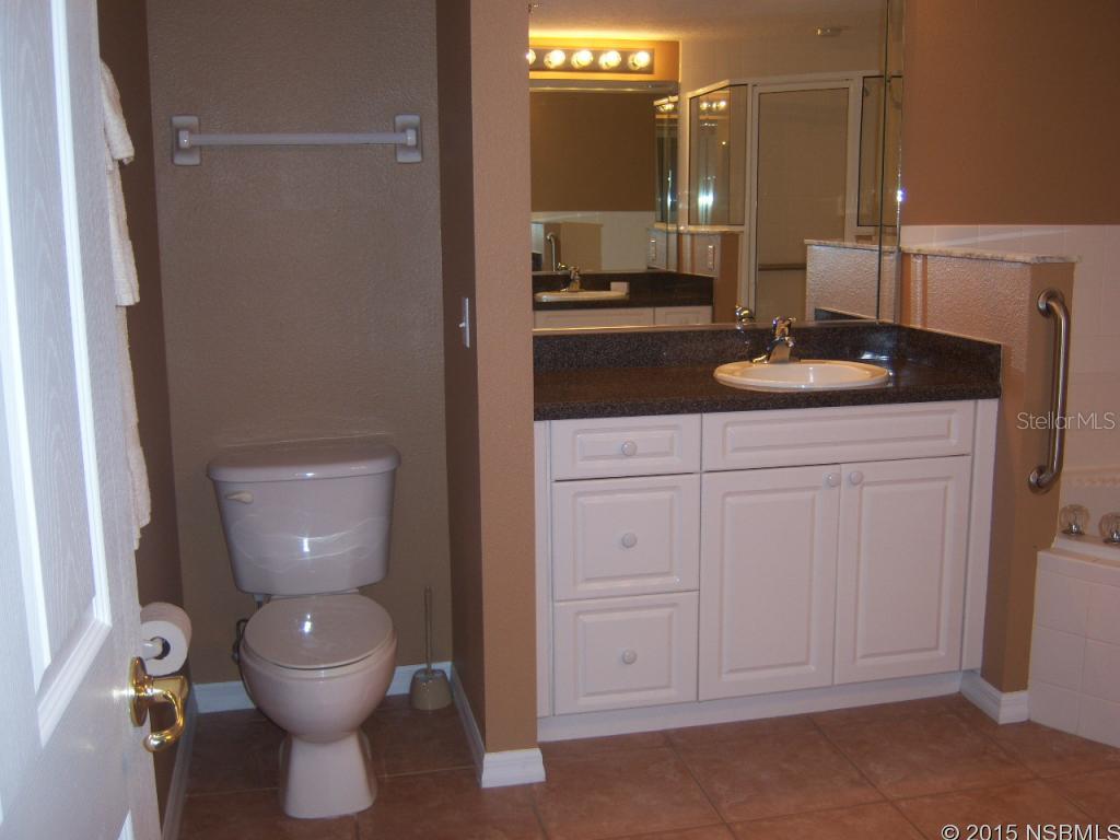 Ocean Walk Condo At Nsb Bldg 04 - Residential Lease