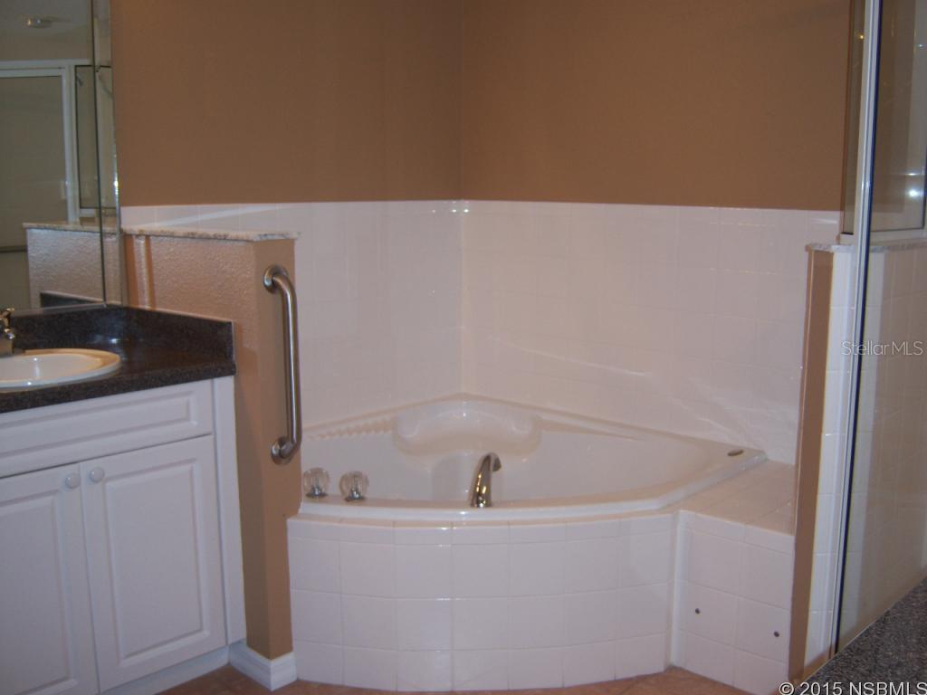 Ocean Walk Condo At Nsb Bldg 04 - Residential Lease