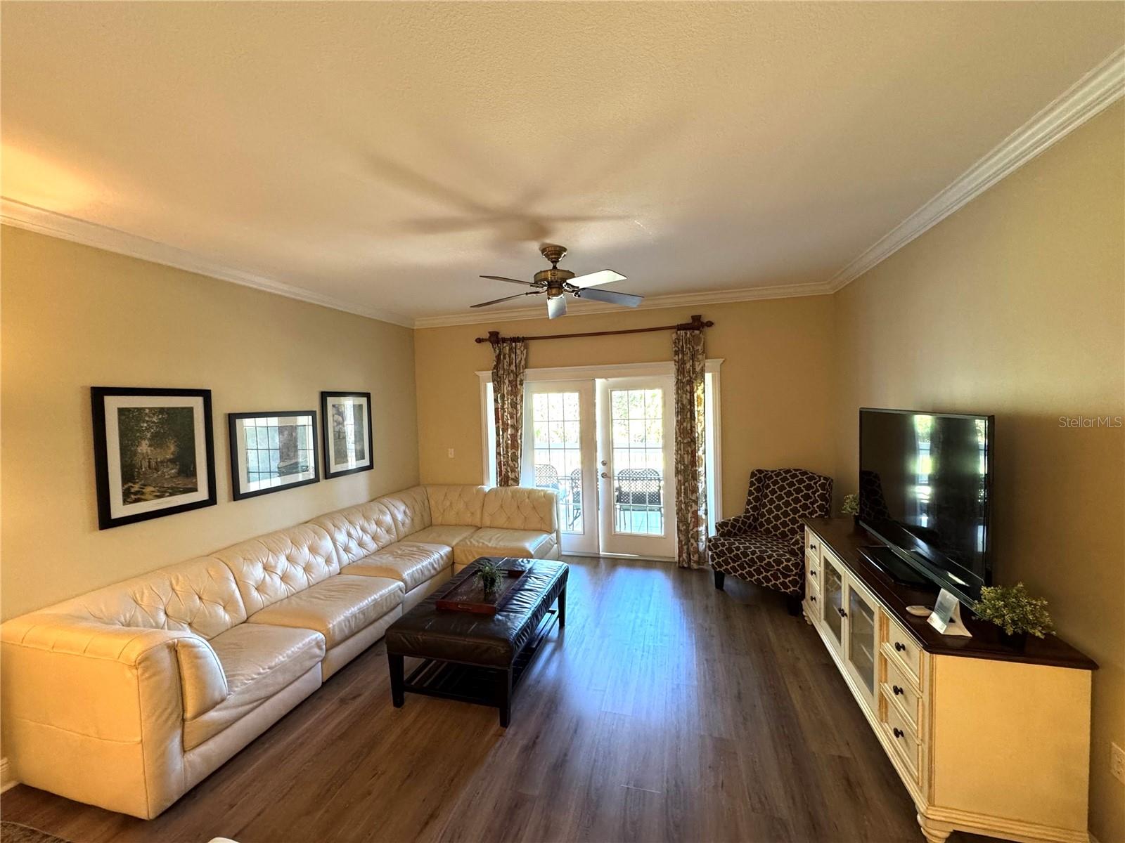 HERITAGE CROSSING CONDO P 01 - Residential