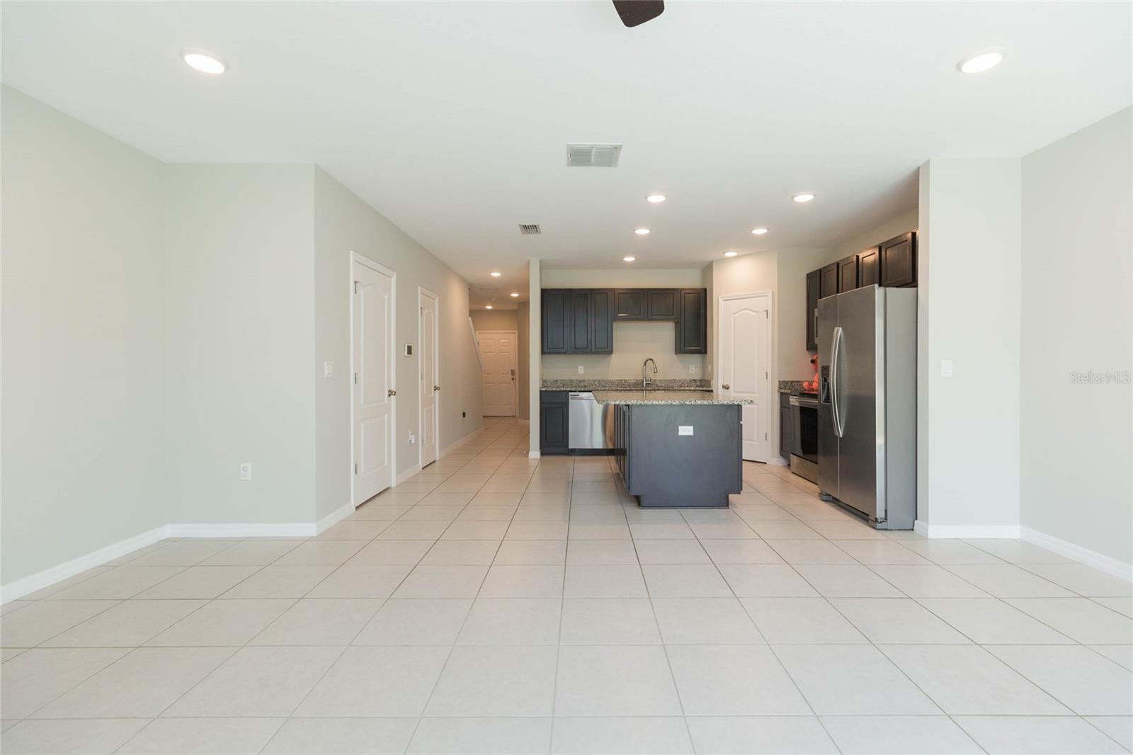 CP & WILLIAMS TWNHMS - Residential