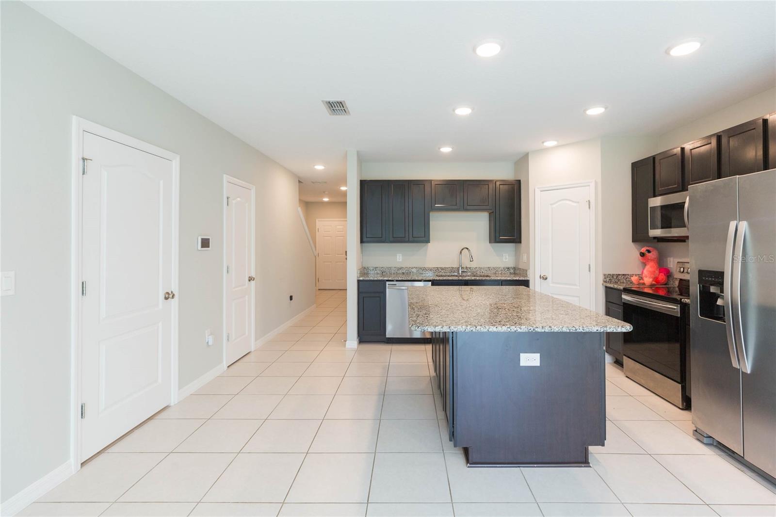 CP & WILLIAMS TWNHMS - Residential