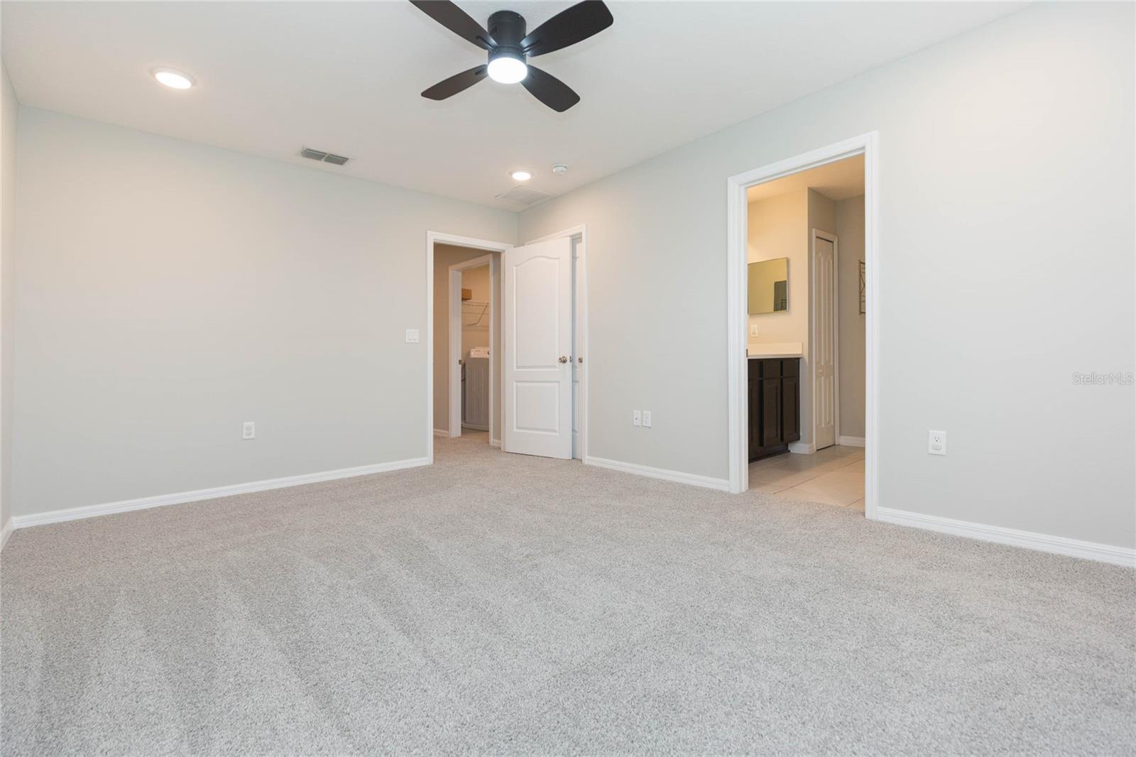 CP & WILLIAMS TWNHMS - Residential