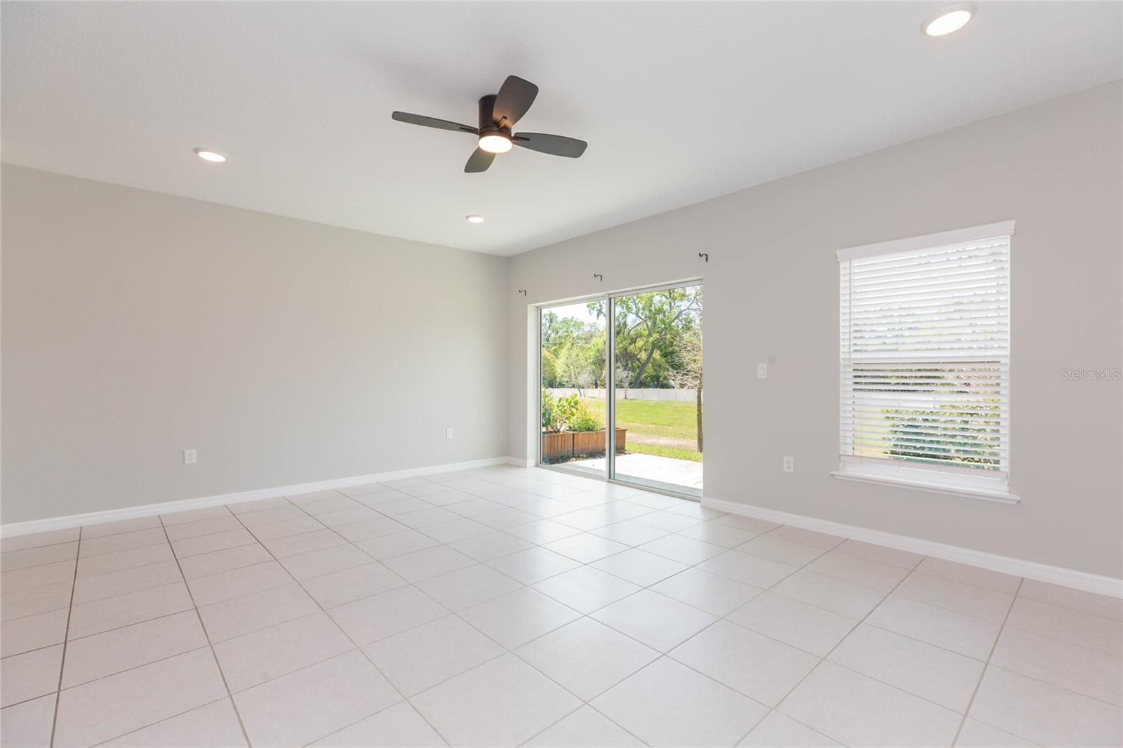 CP & WILLIAMS TWNHMS - Residential